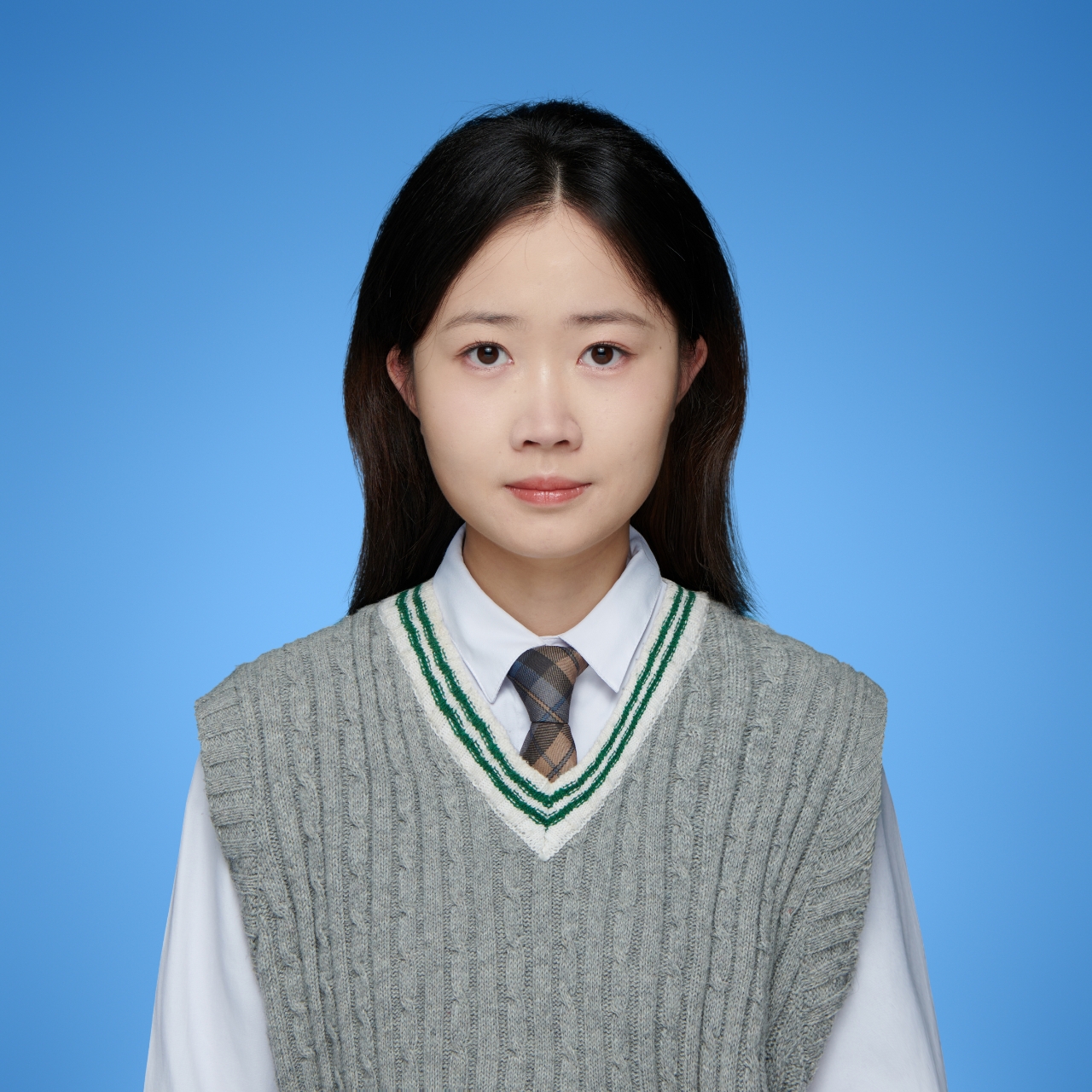 彭教员 照片