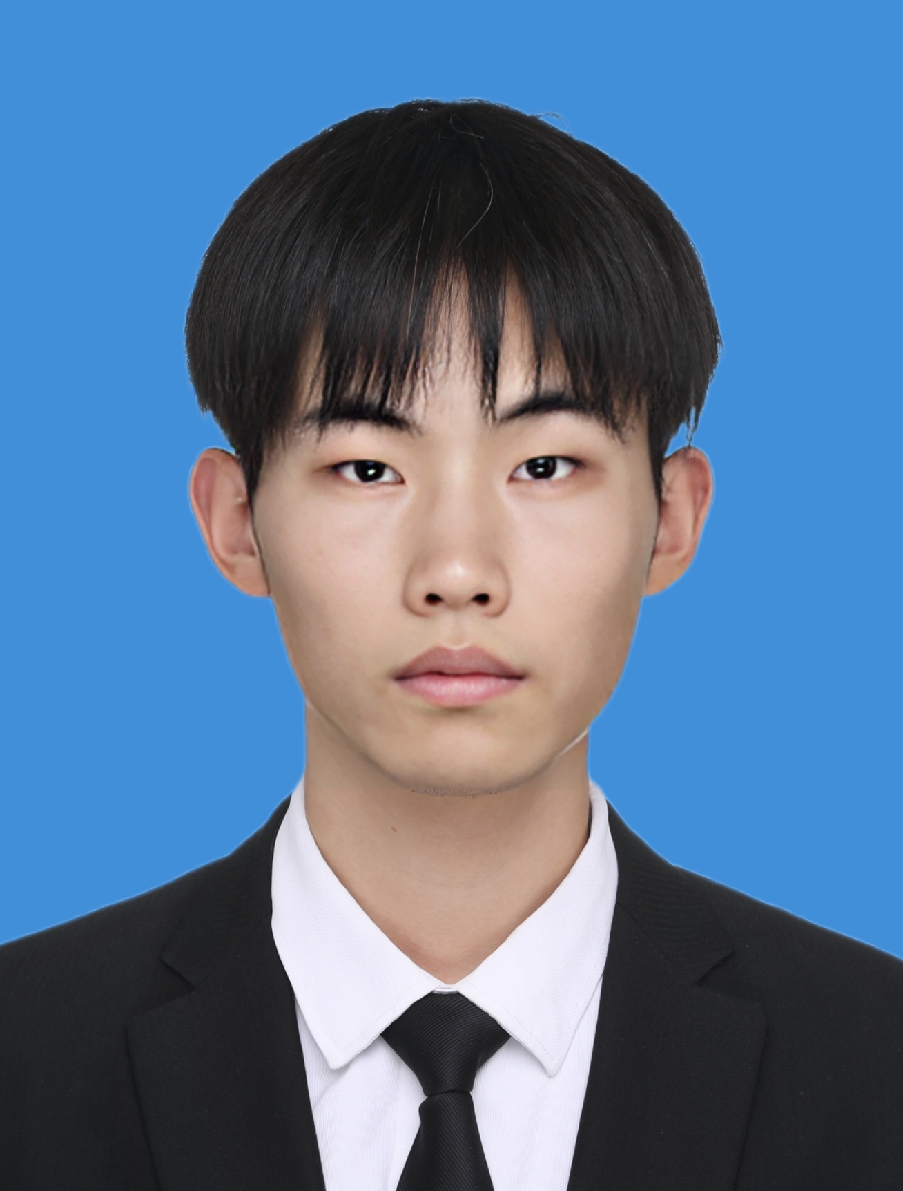 李教员 照片