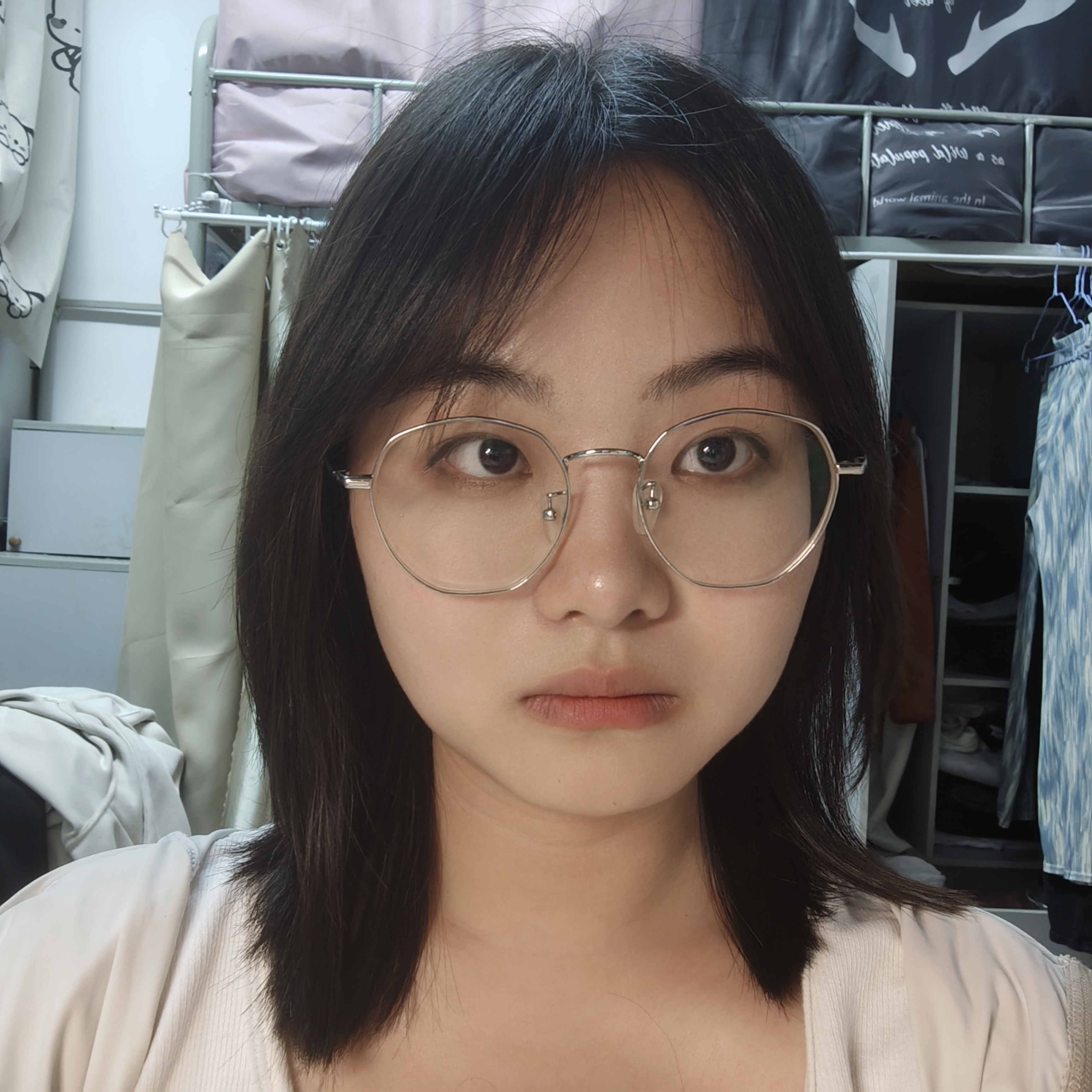 王教员 照片