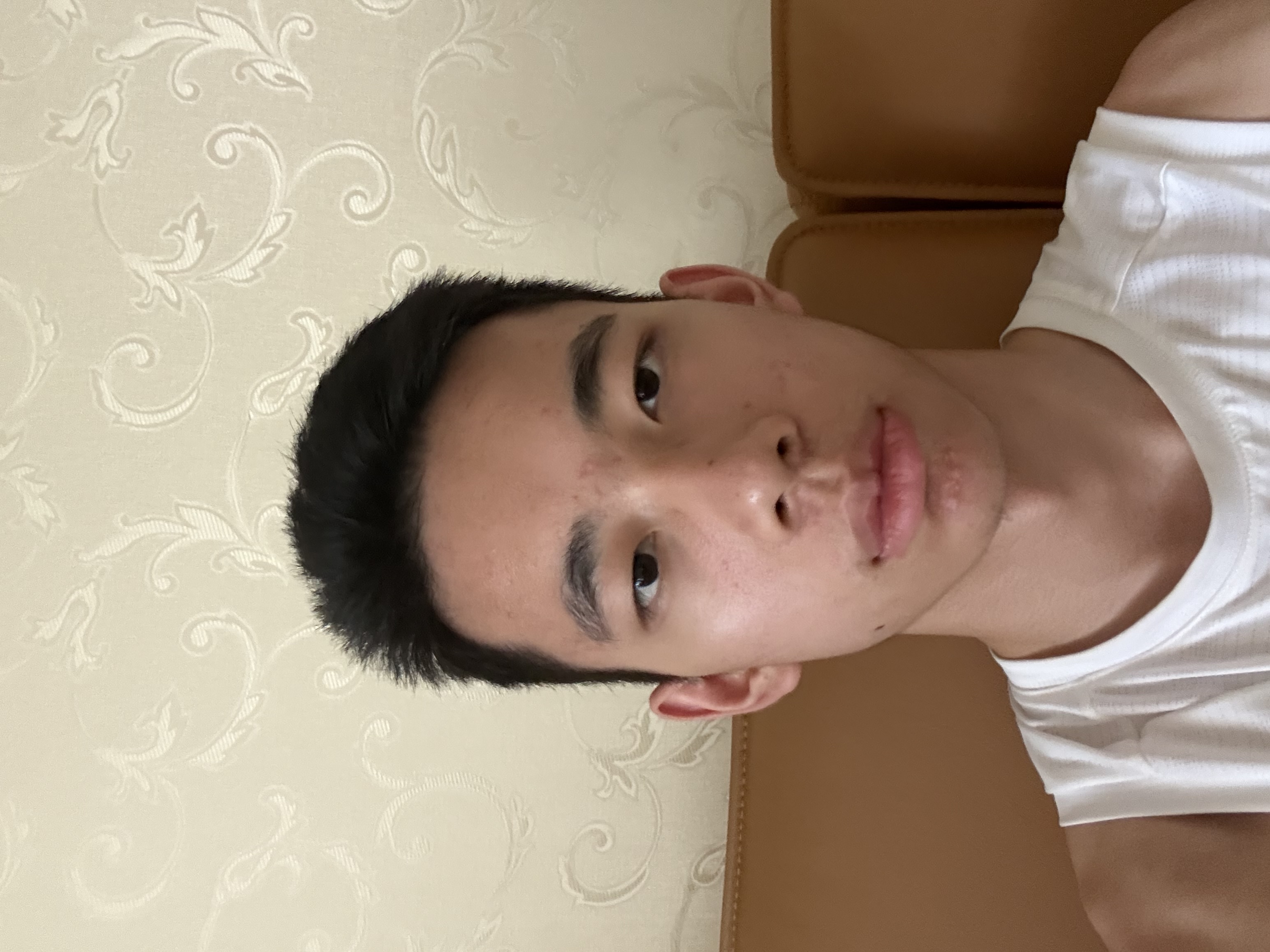 罗教员 照片