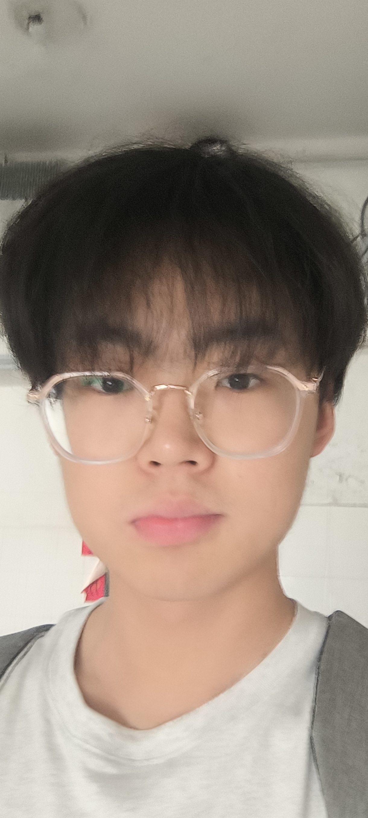 张教员 照片