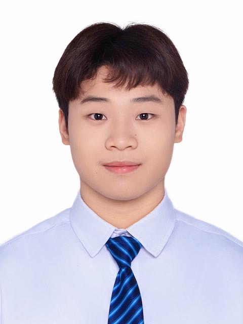 李教员 照片