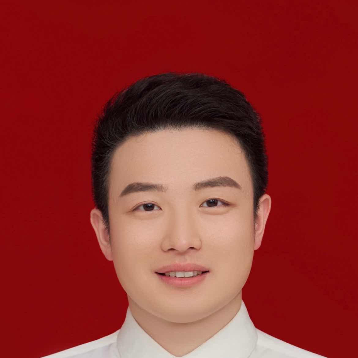史教员 照片