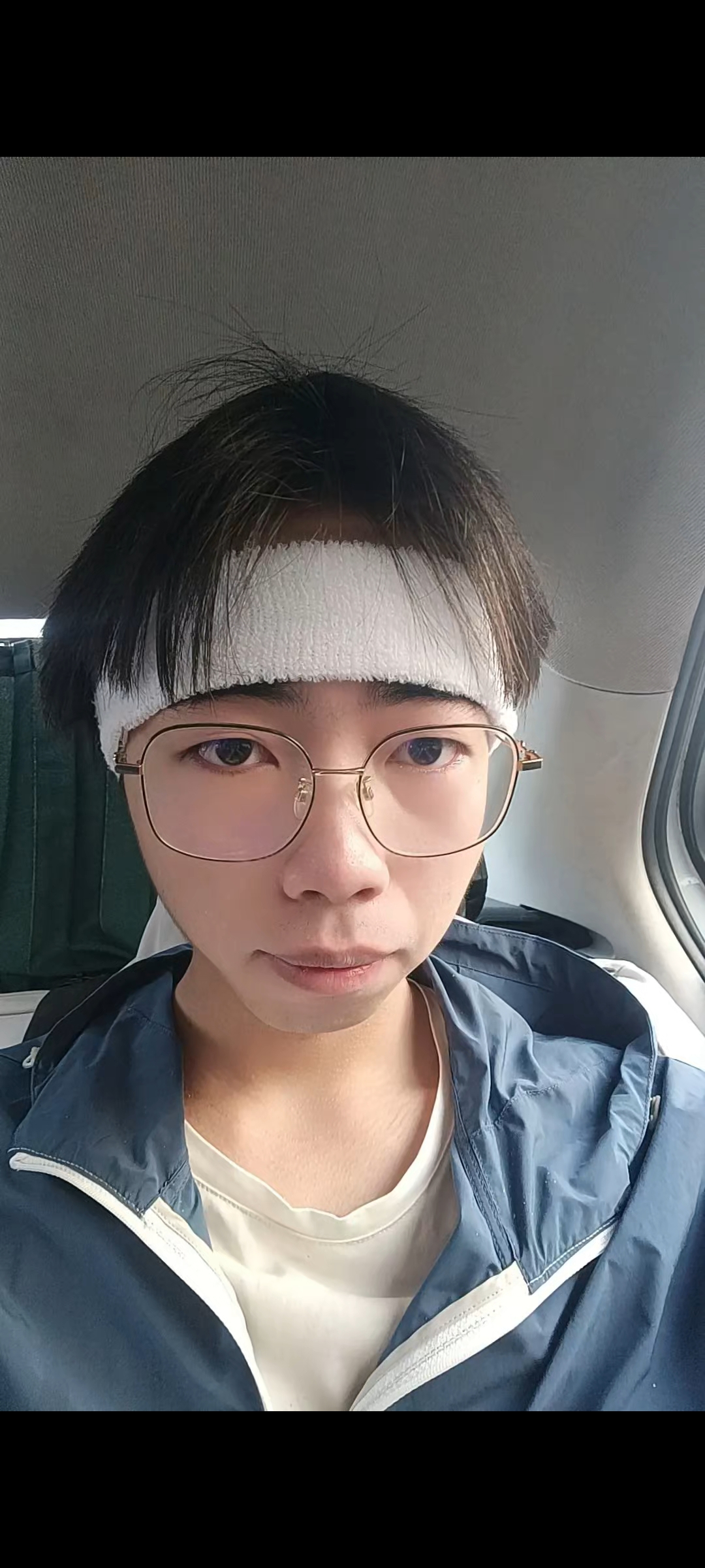 黄教员 照片