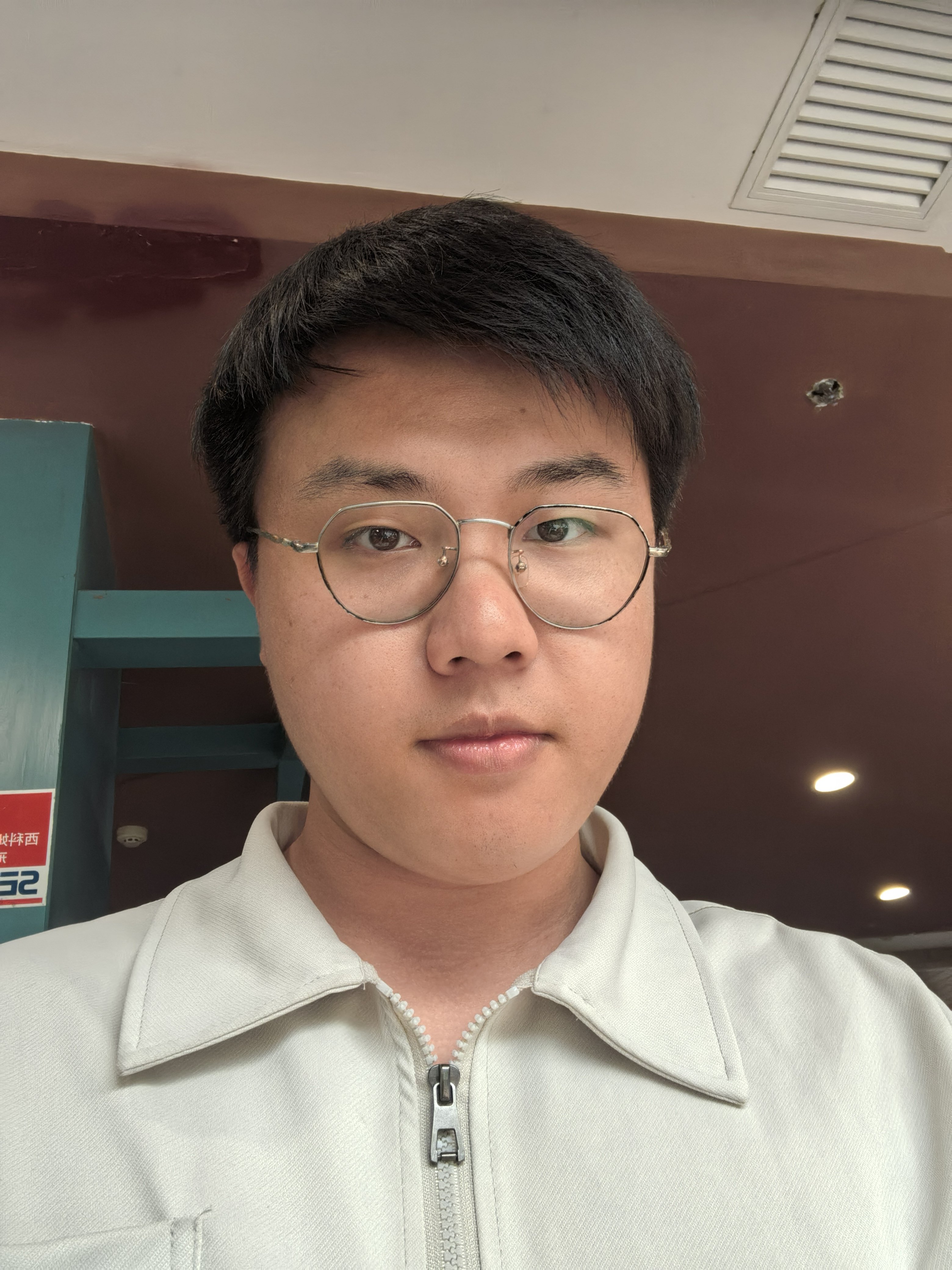 许教员 照片