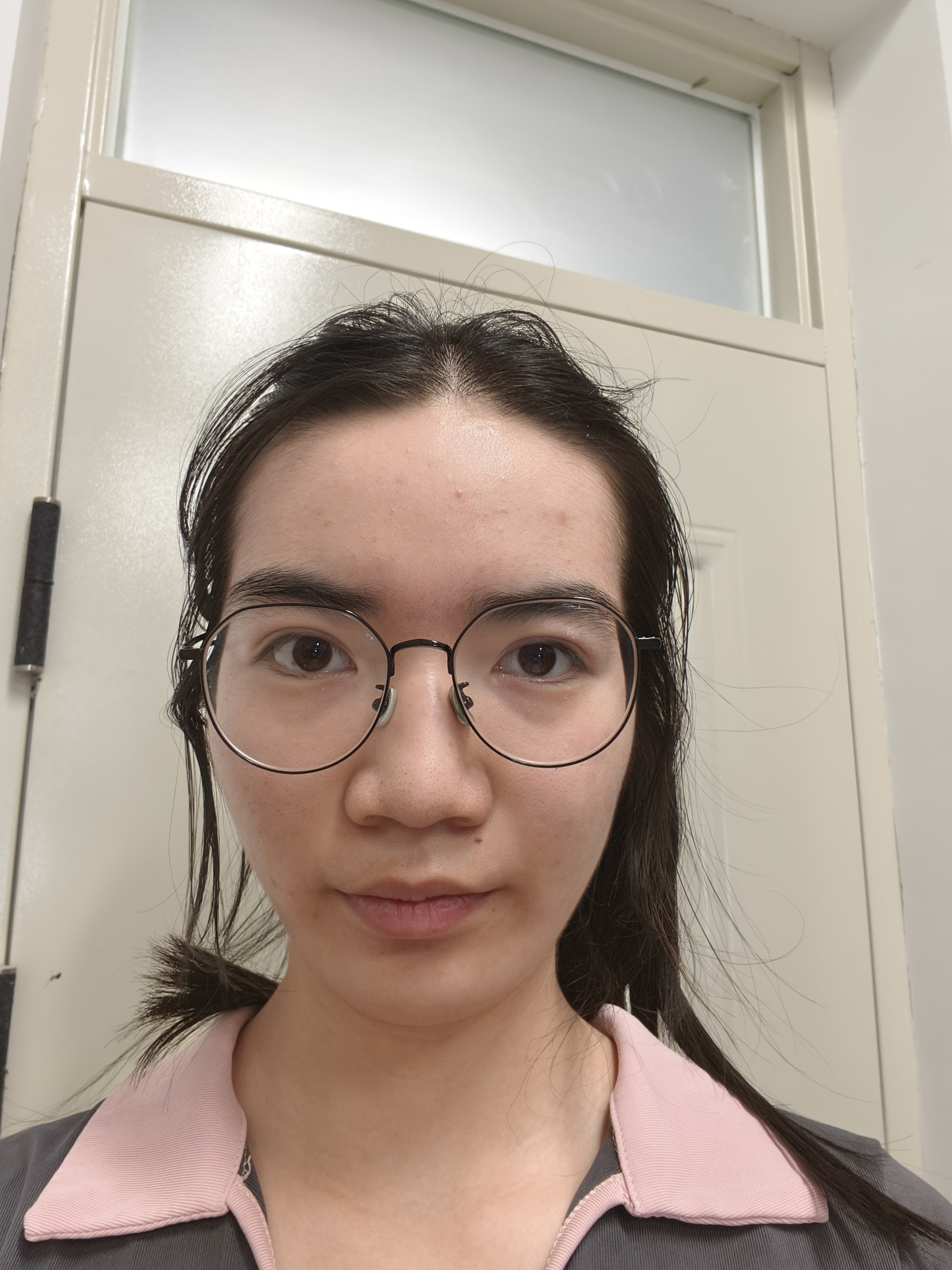 覃教员 照片