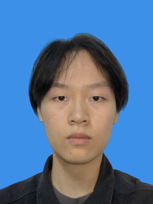 梁教员 照片