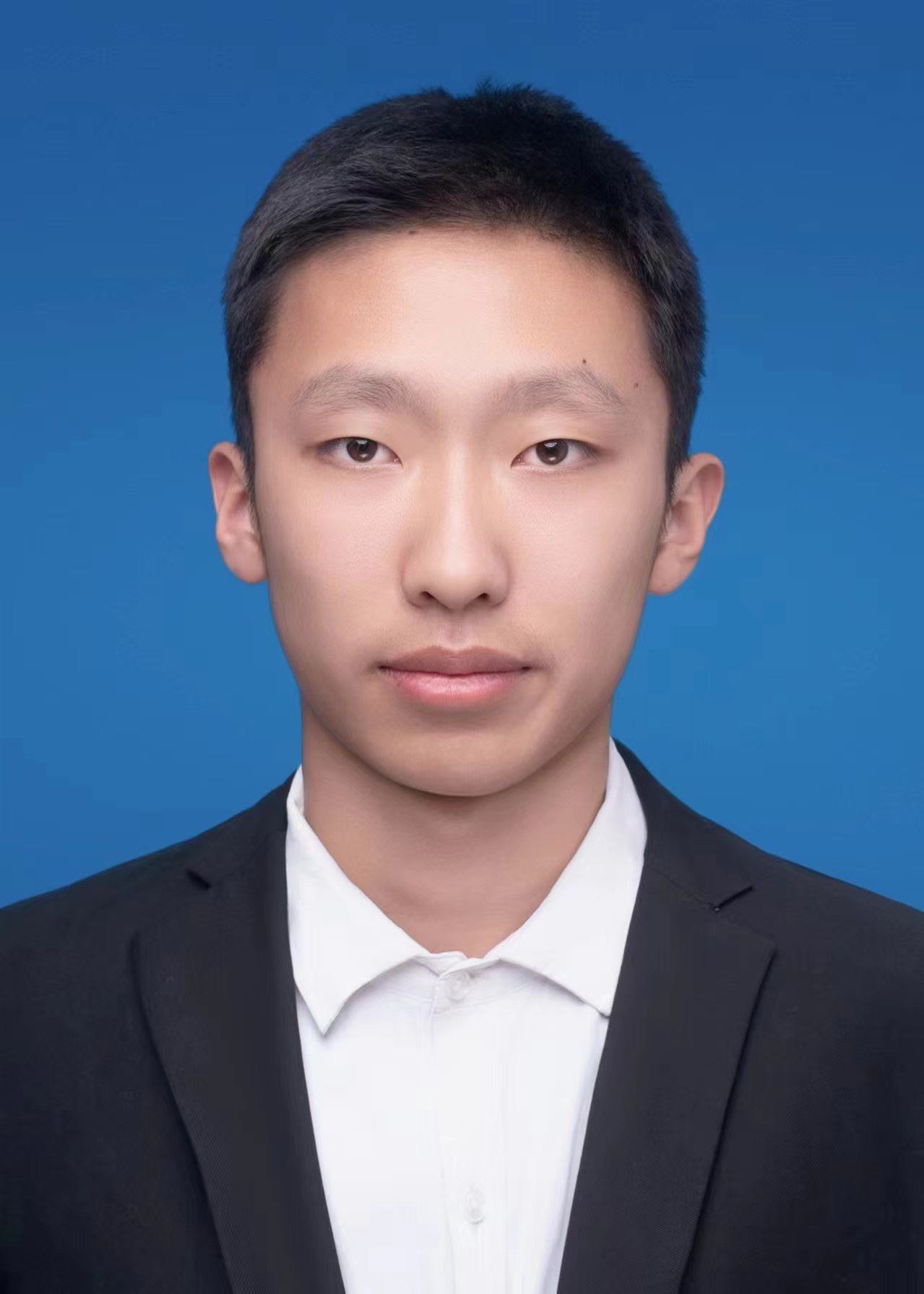 王教员 照片