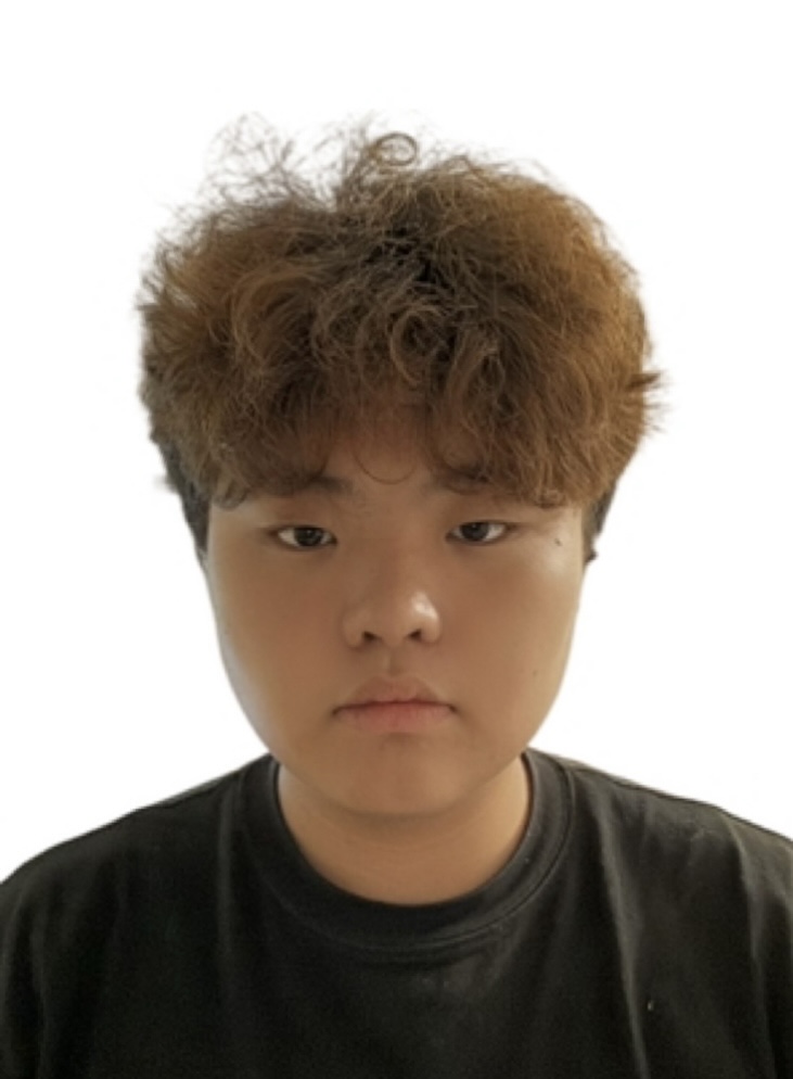 崔教员 照片