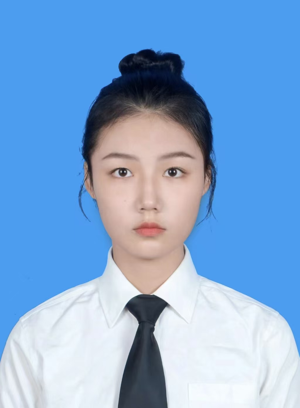 占教员 照片