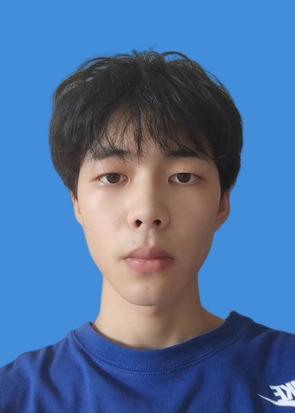 李教员 照片