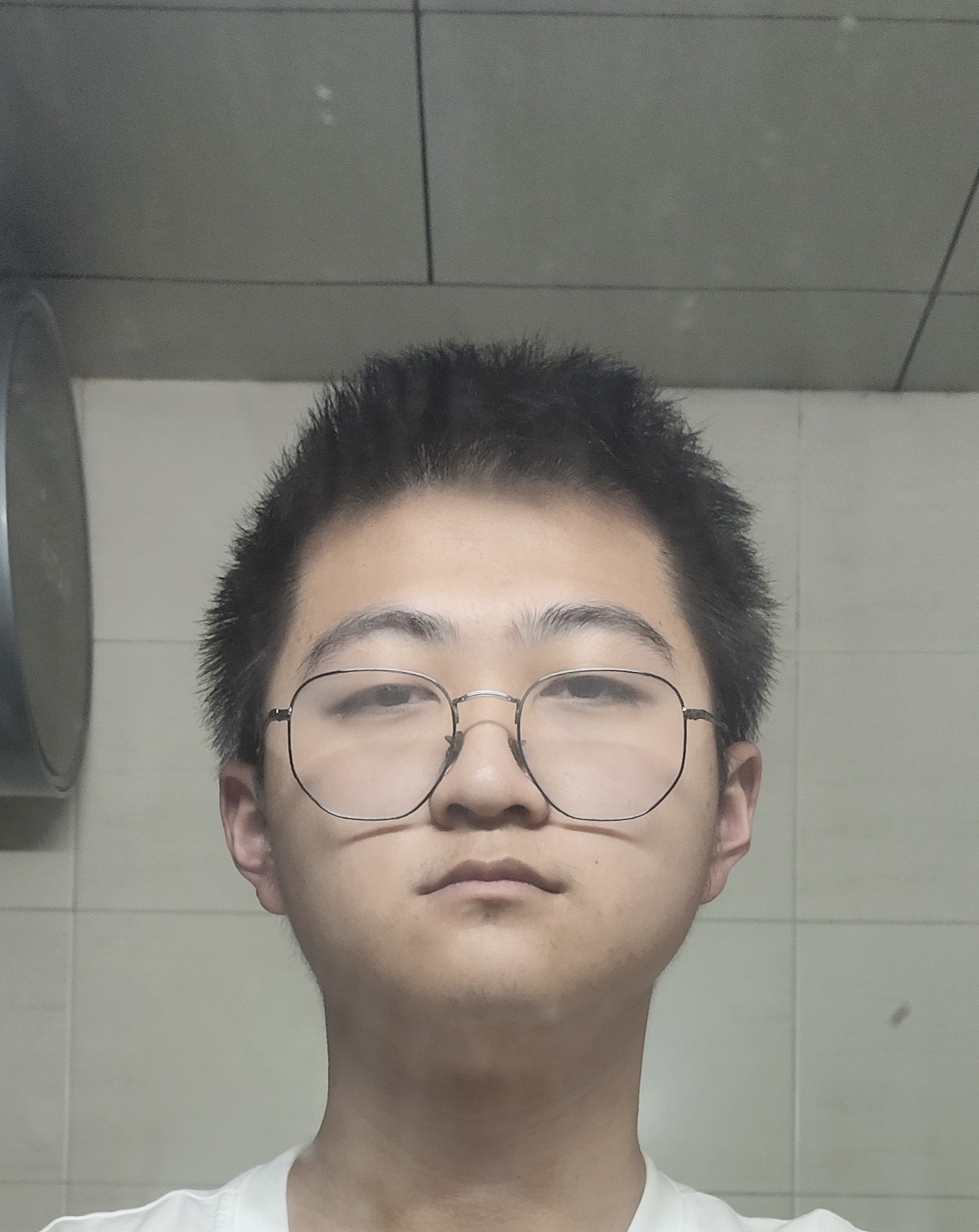 季教员 照片