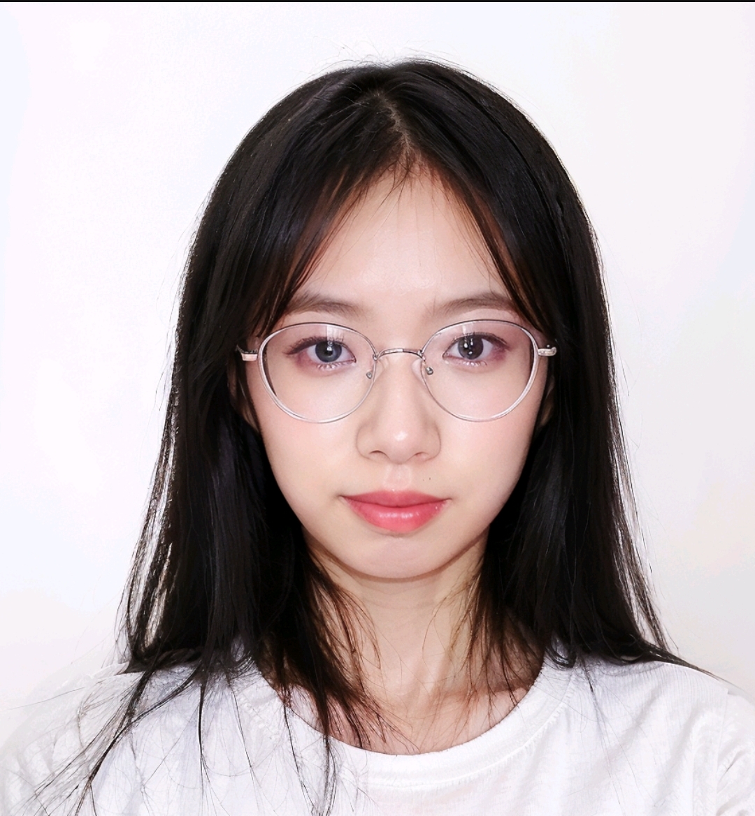 李教员 照片