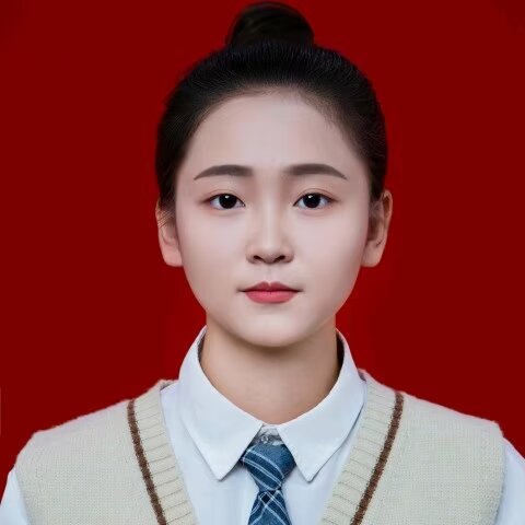 梁教员 照片
