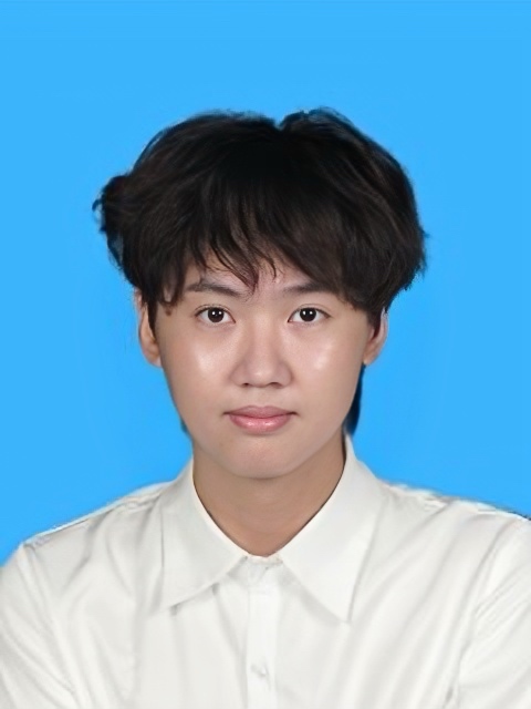邹教员 照片