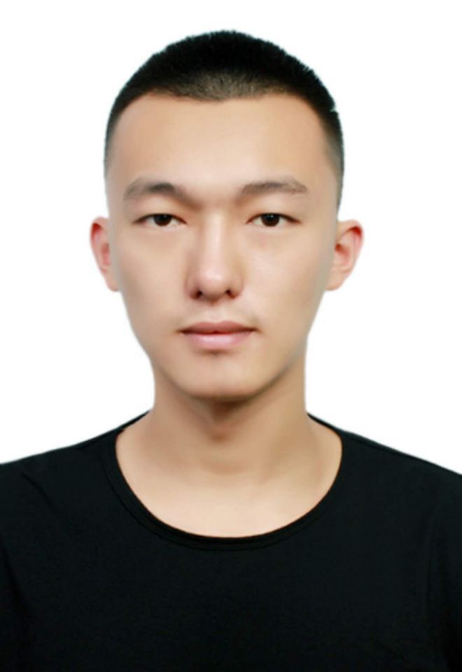 刘教员 照片