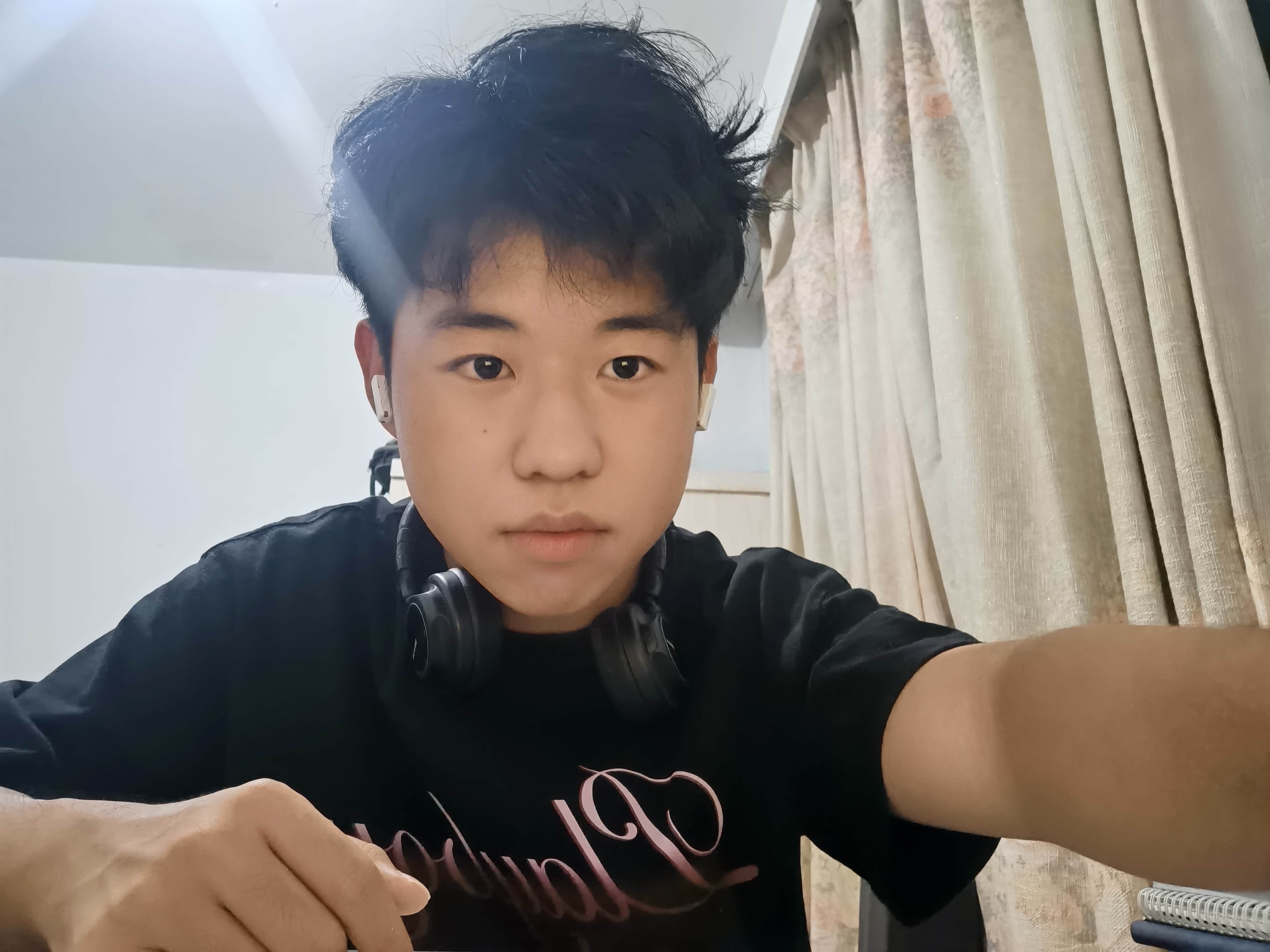 李教员 照片