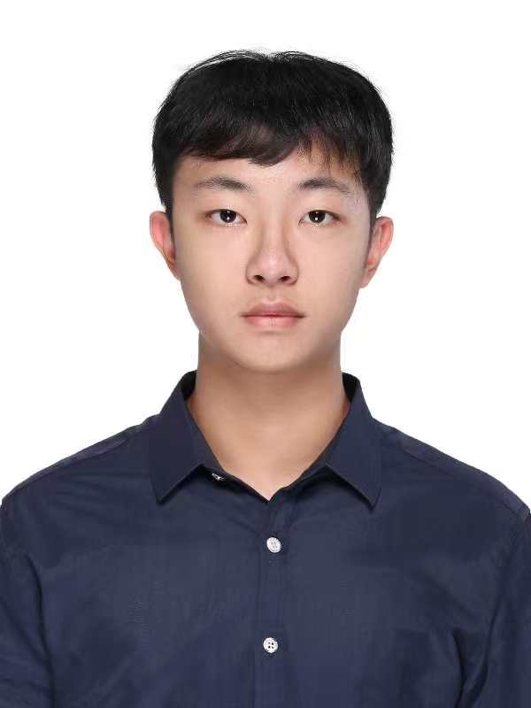 谭教员 照片