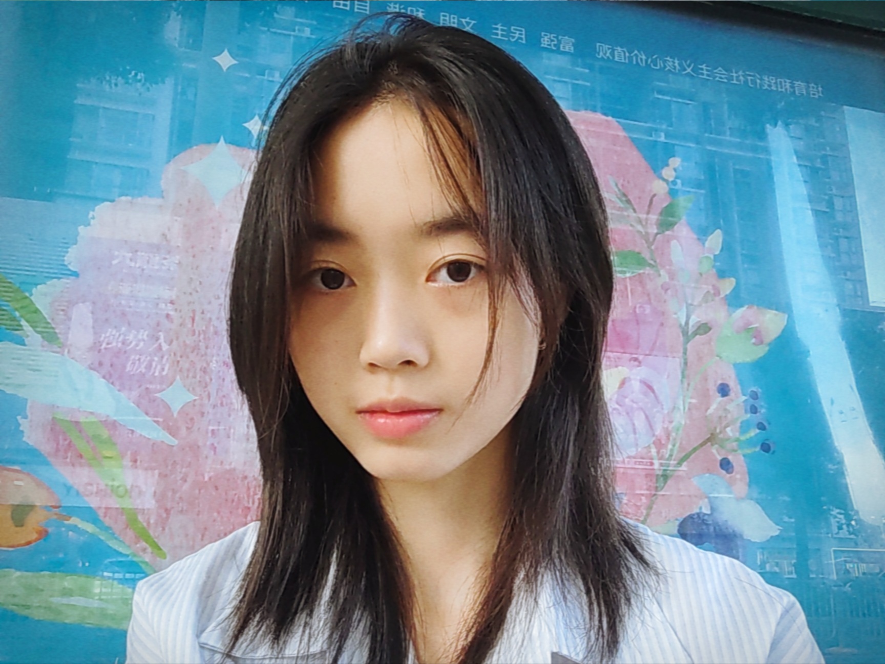 周教员 照片