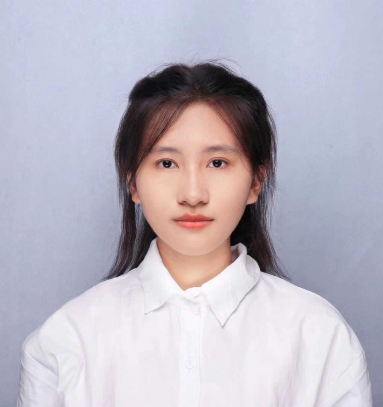 殷教员 照片