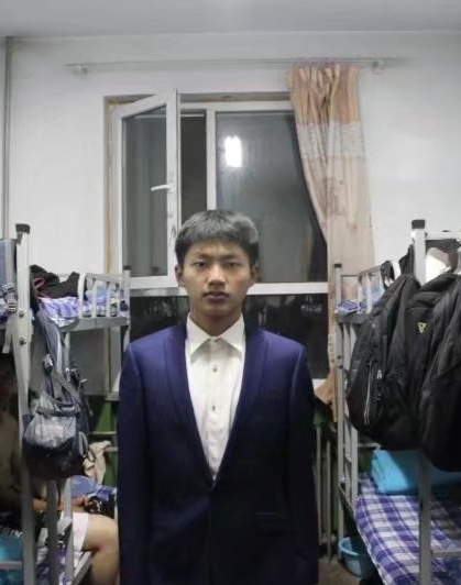 郭教员 照片