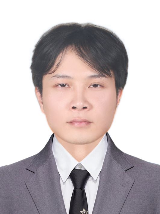 彭教员 照片
