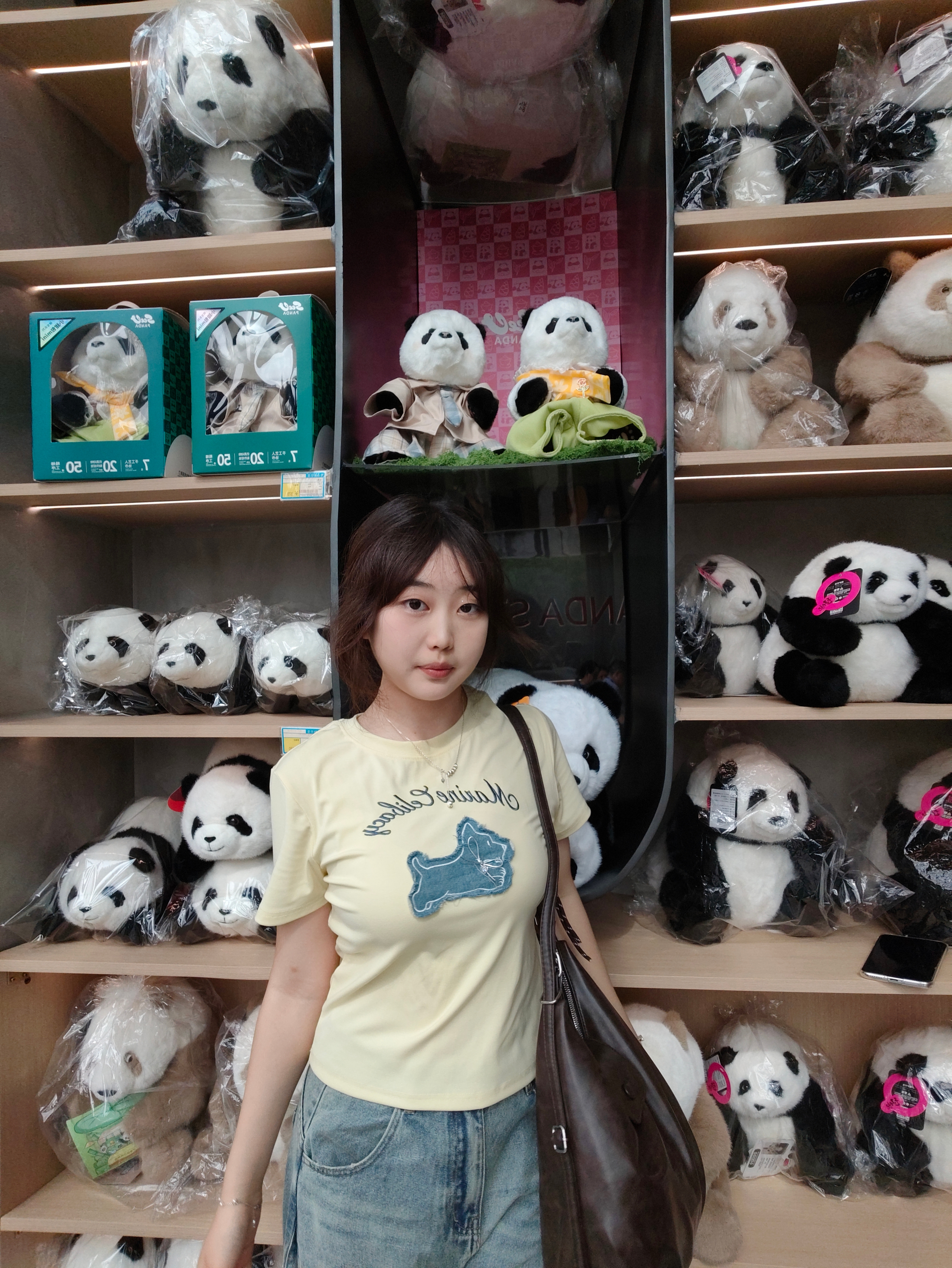 李教员 照片