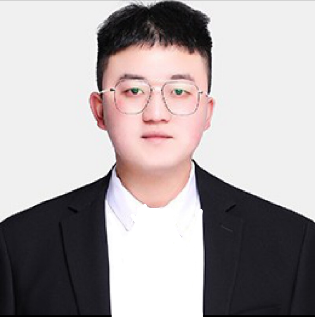 李教员 照片