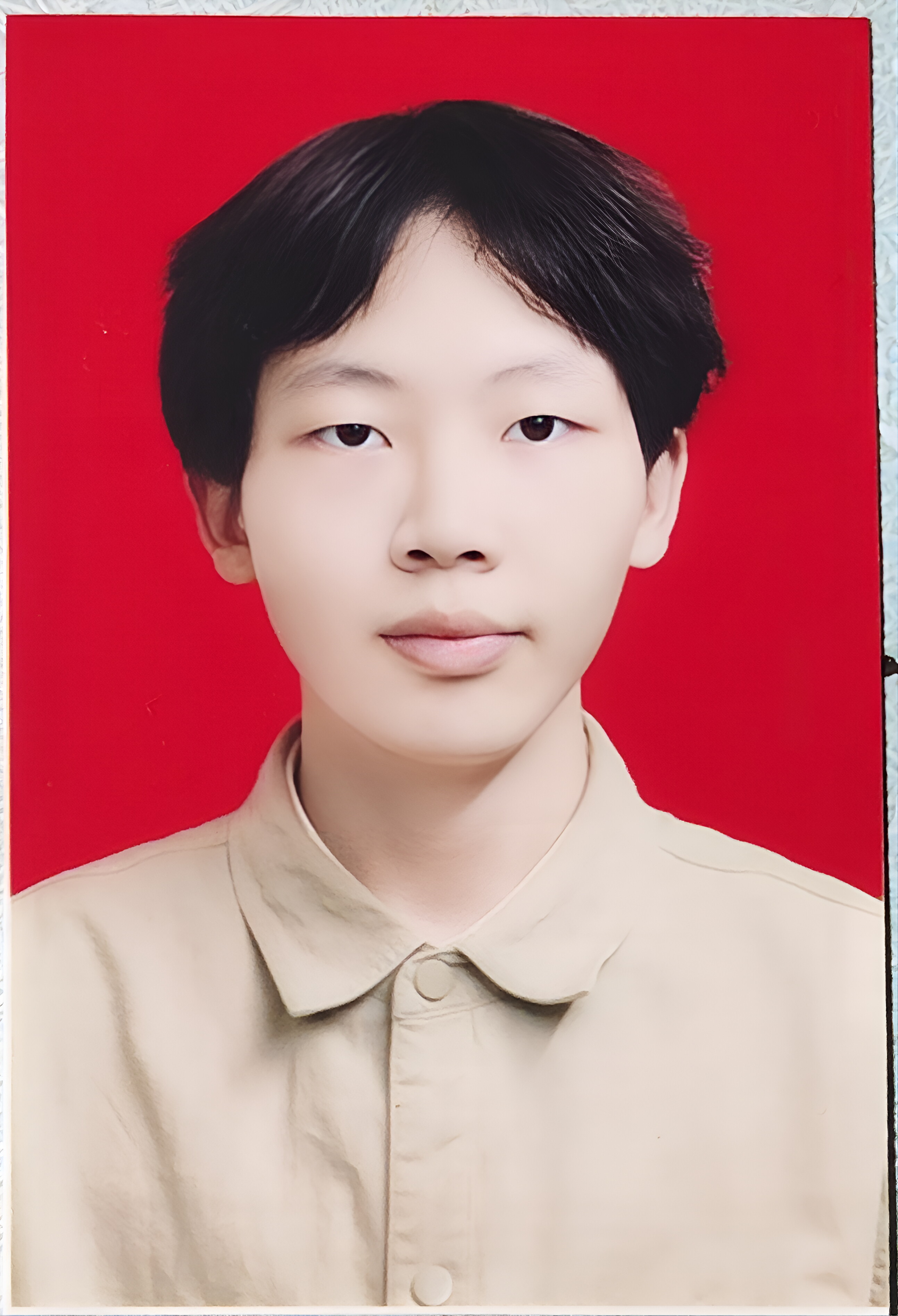 田教员 照片