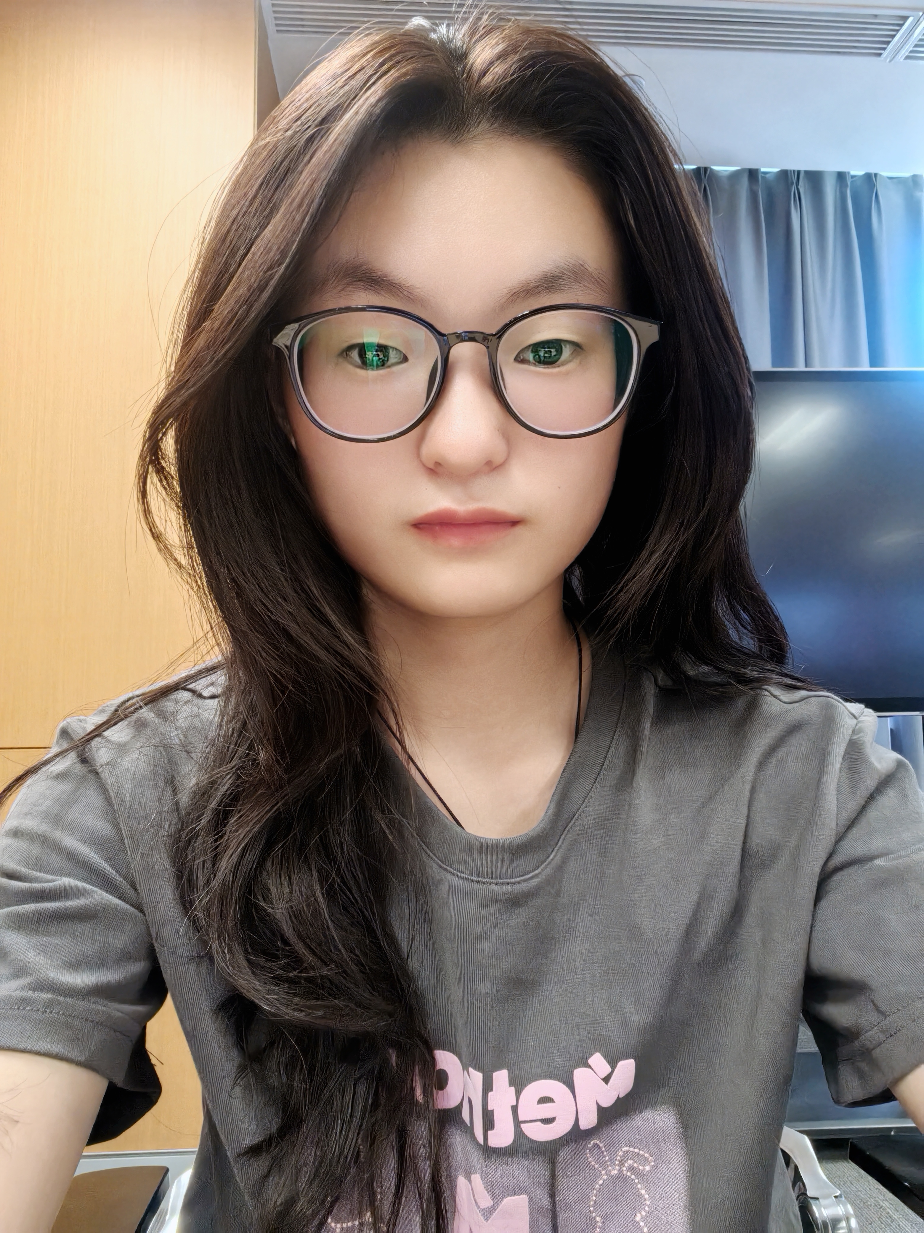 张教员 照片
