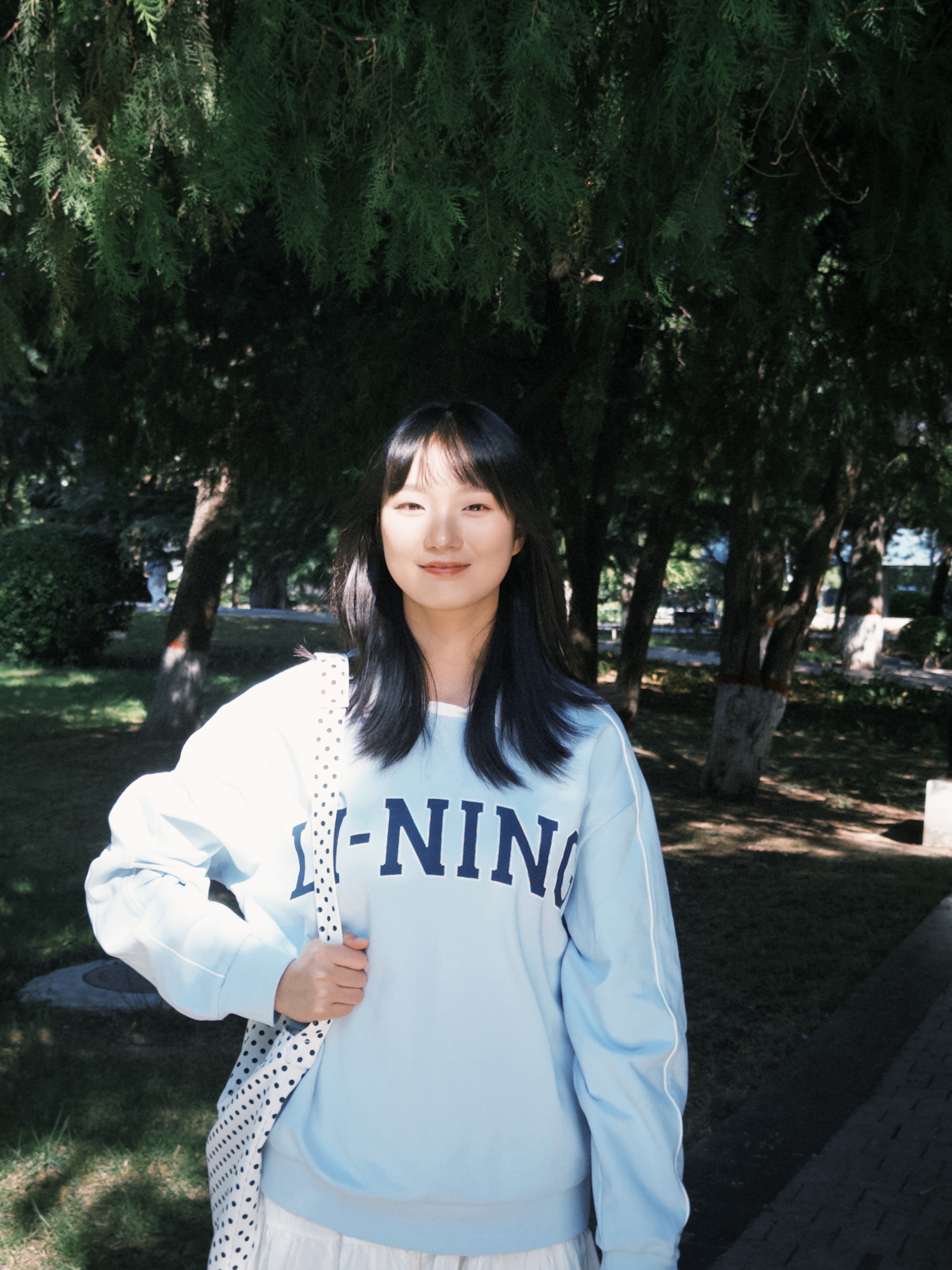 徐教员 照片