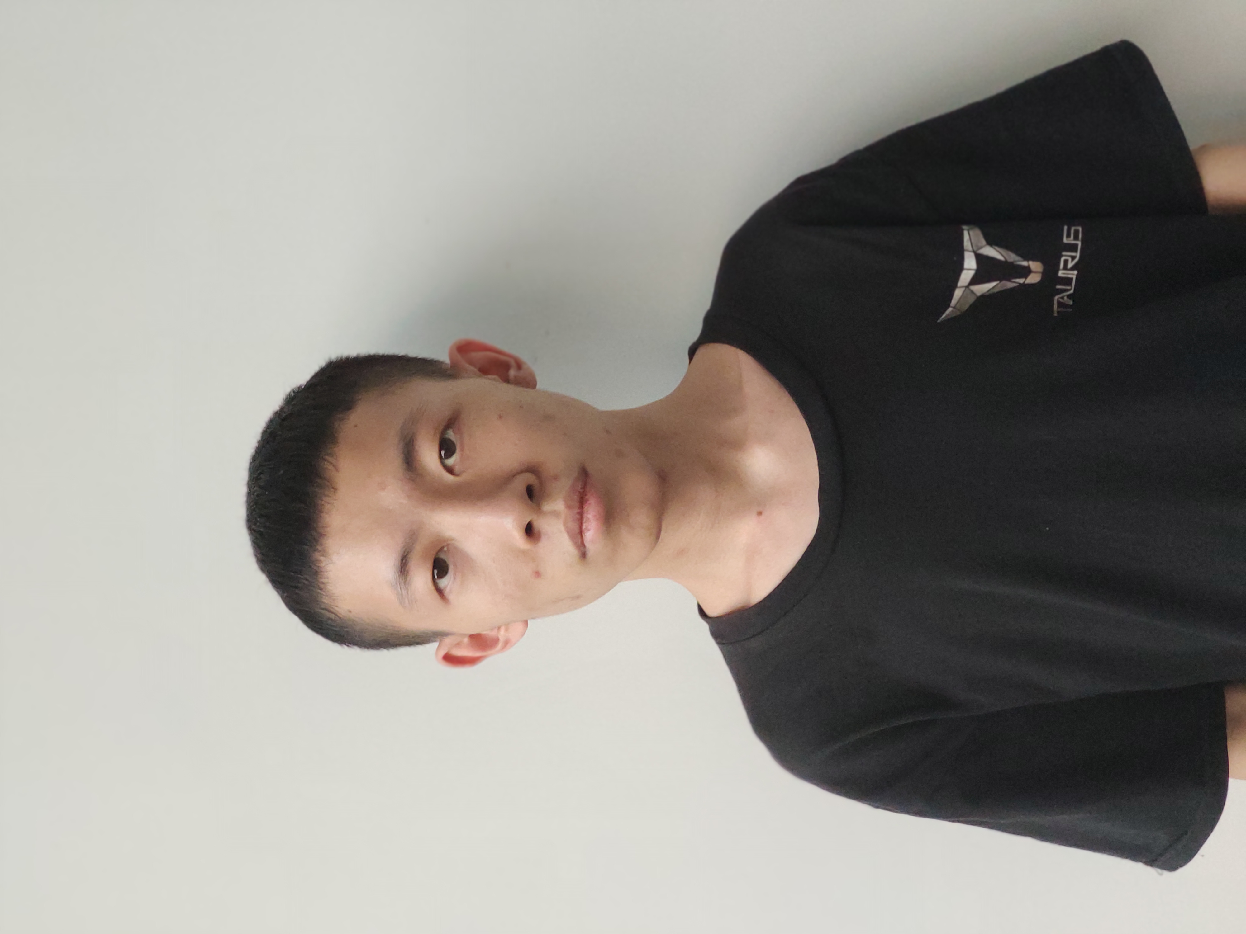 曾教员 照片