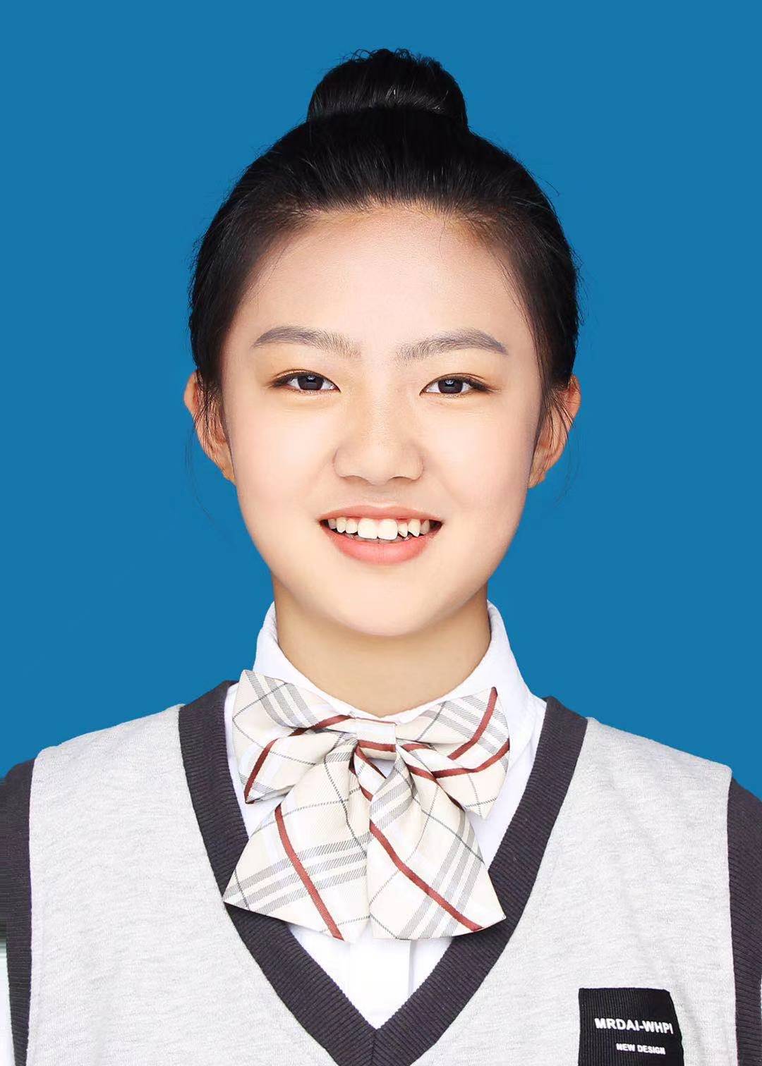 陈教员 照片