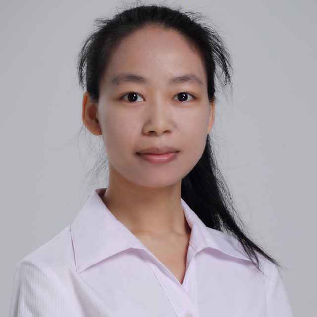 梁教员 照片