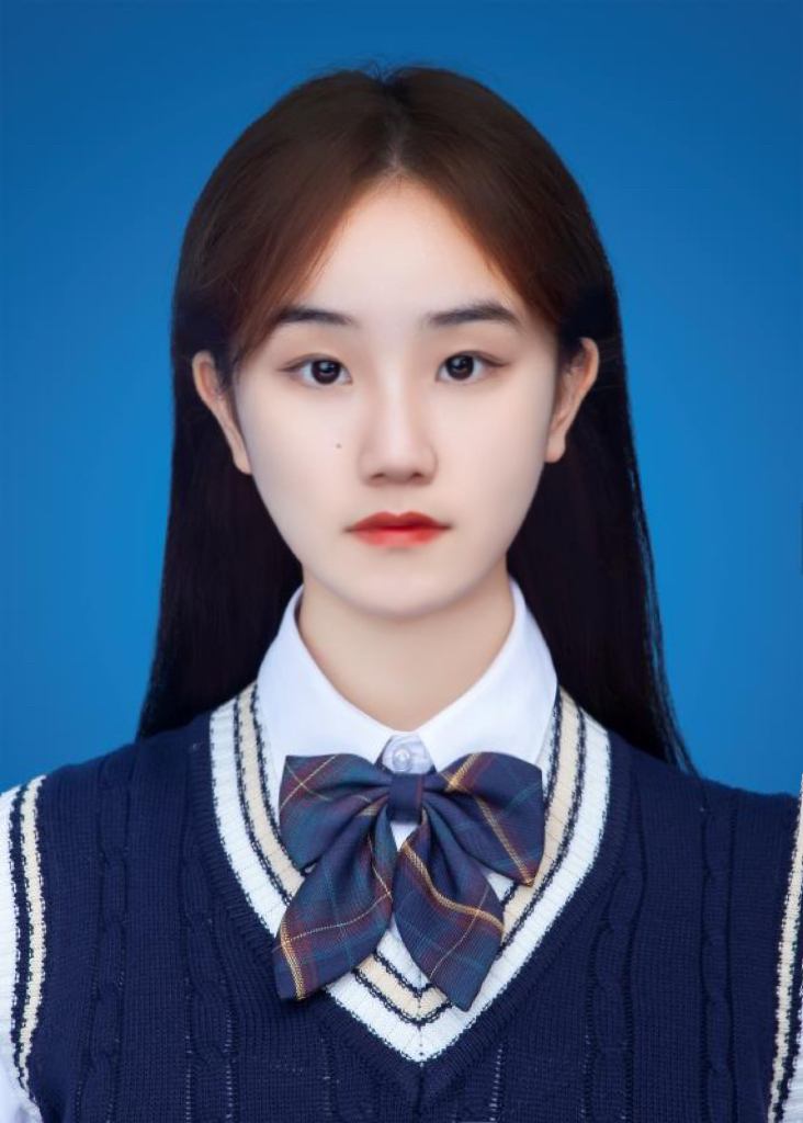 李教员 照片