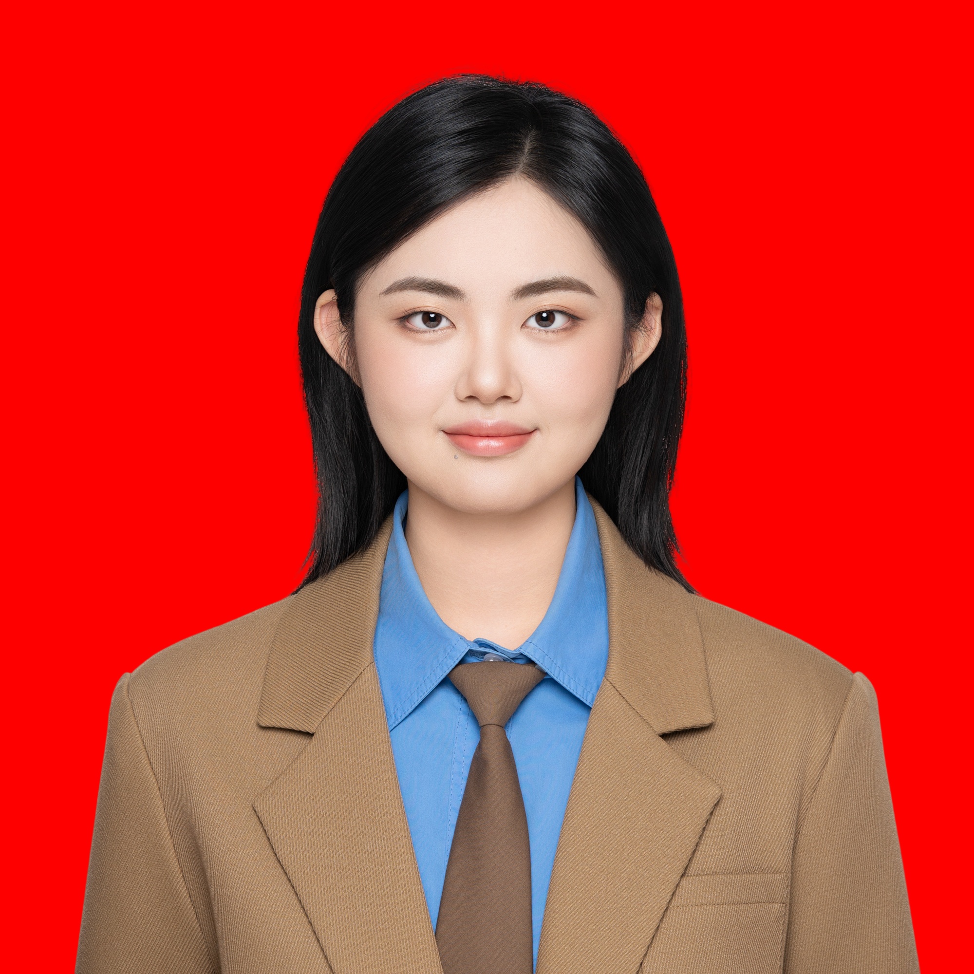 谭教员 照片