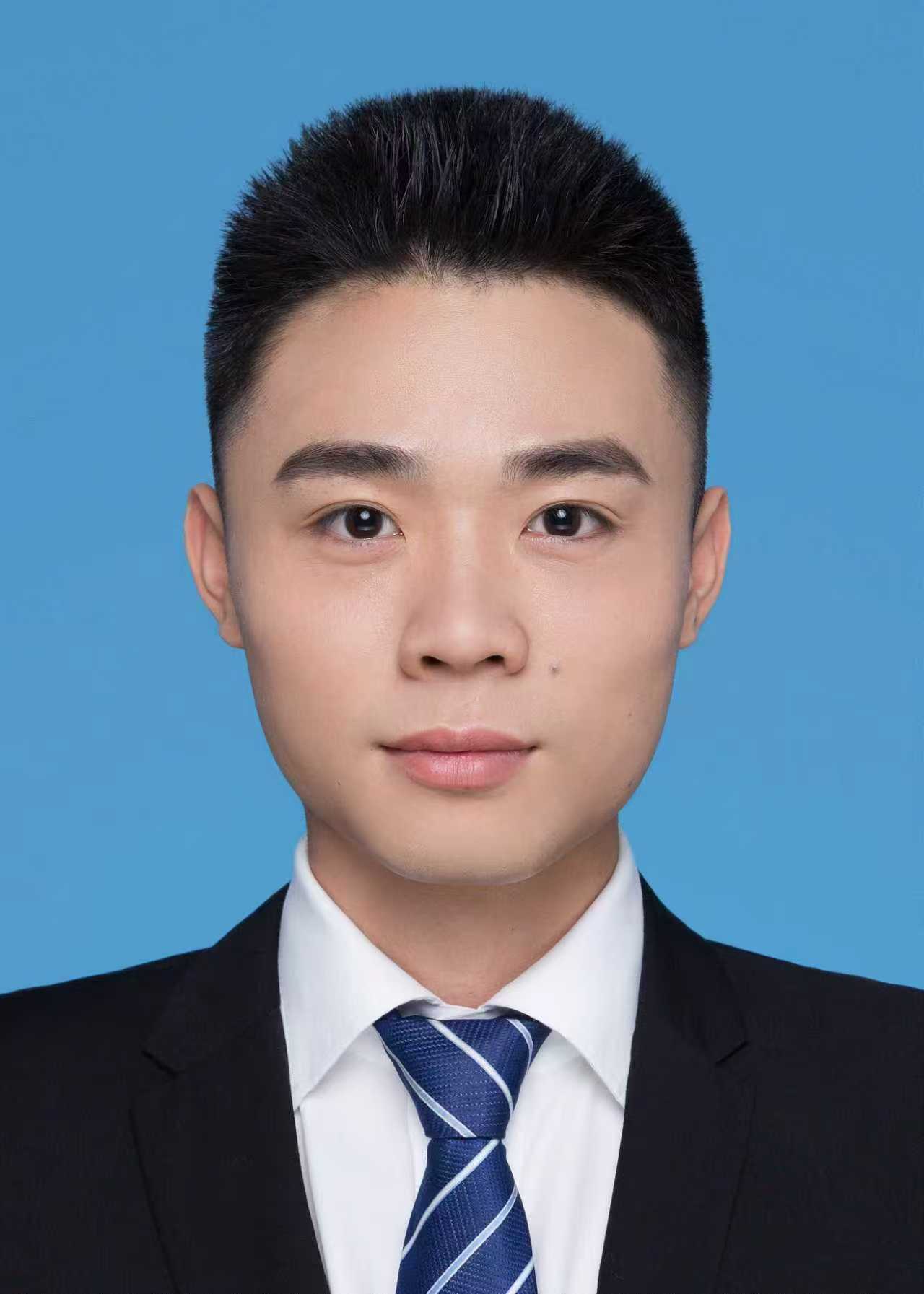 陈教员 照片