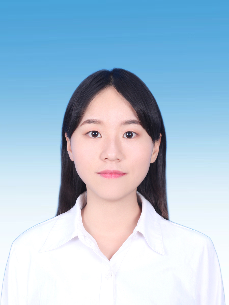 山教员 照片