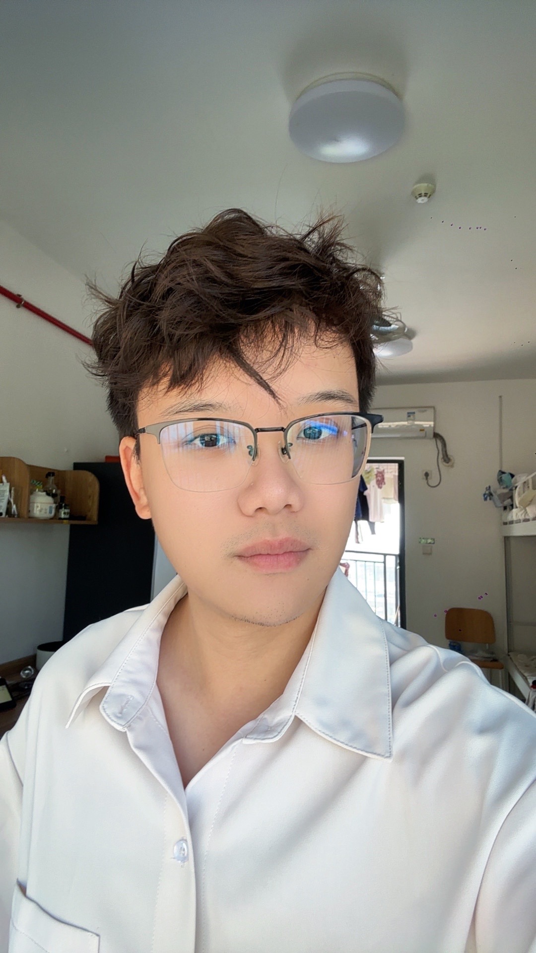 黄教员 照片