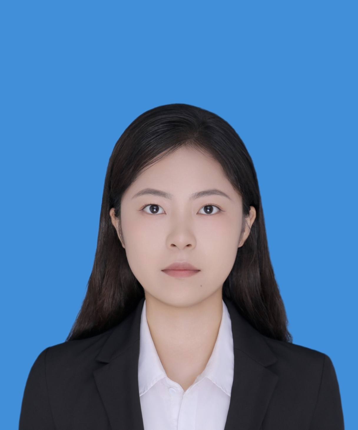 王教员 照片