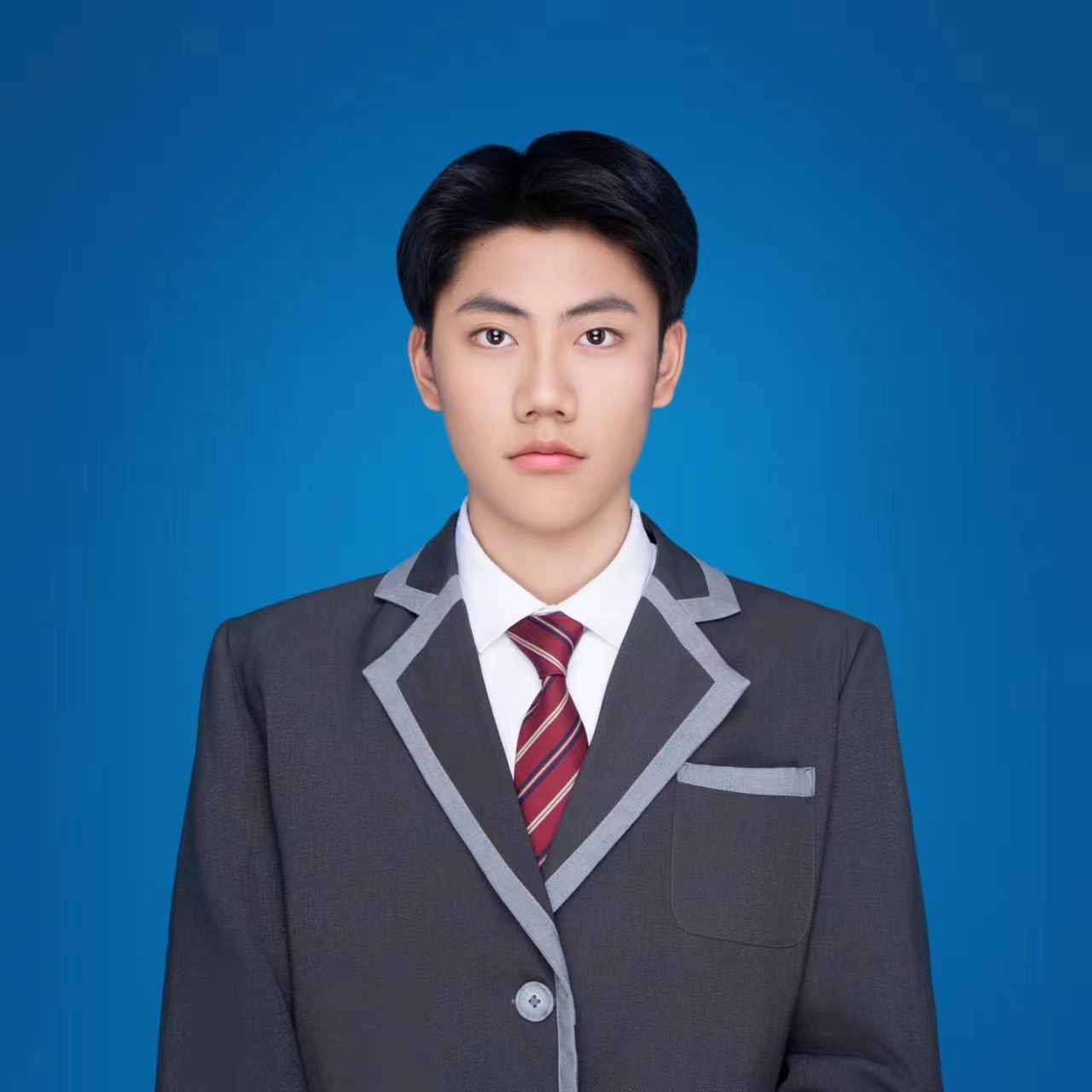 张教员 照片