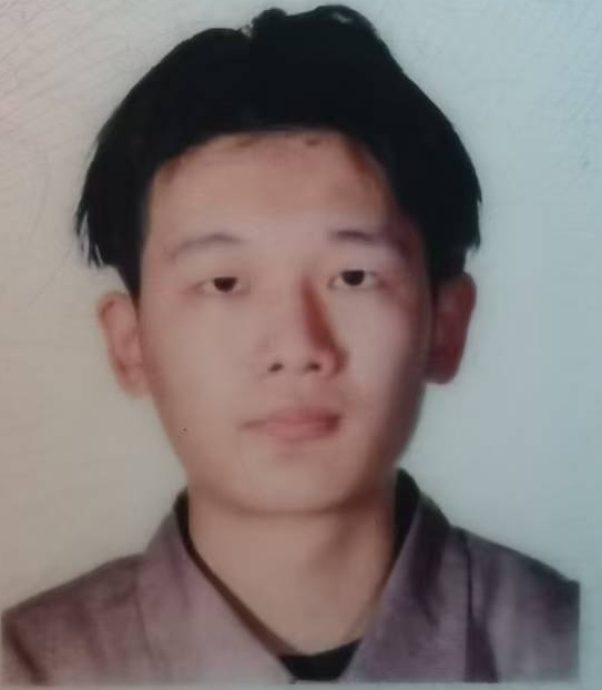 李教员 照片