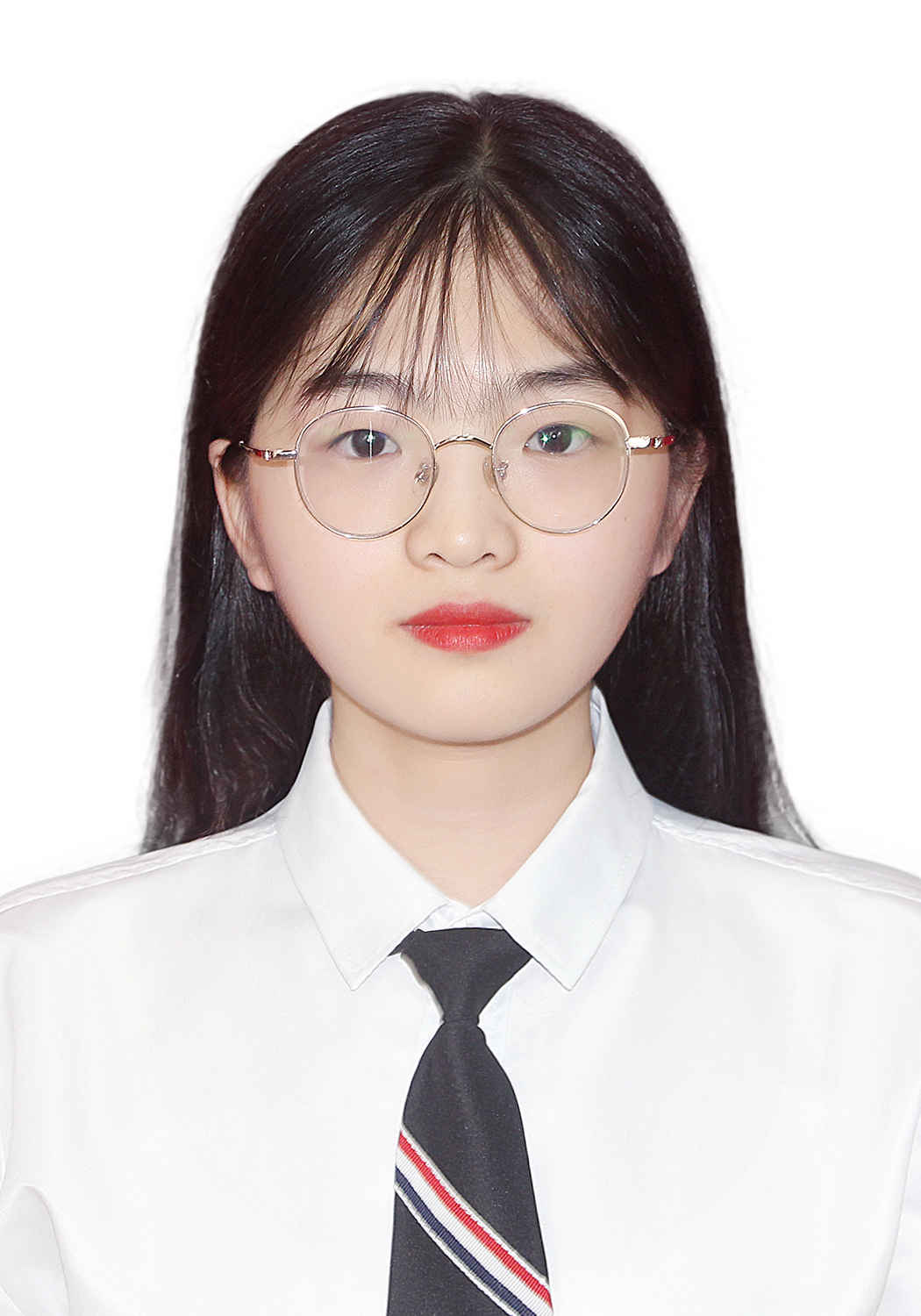 何教员 照片