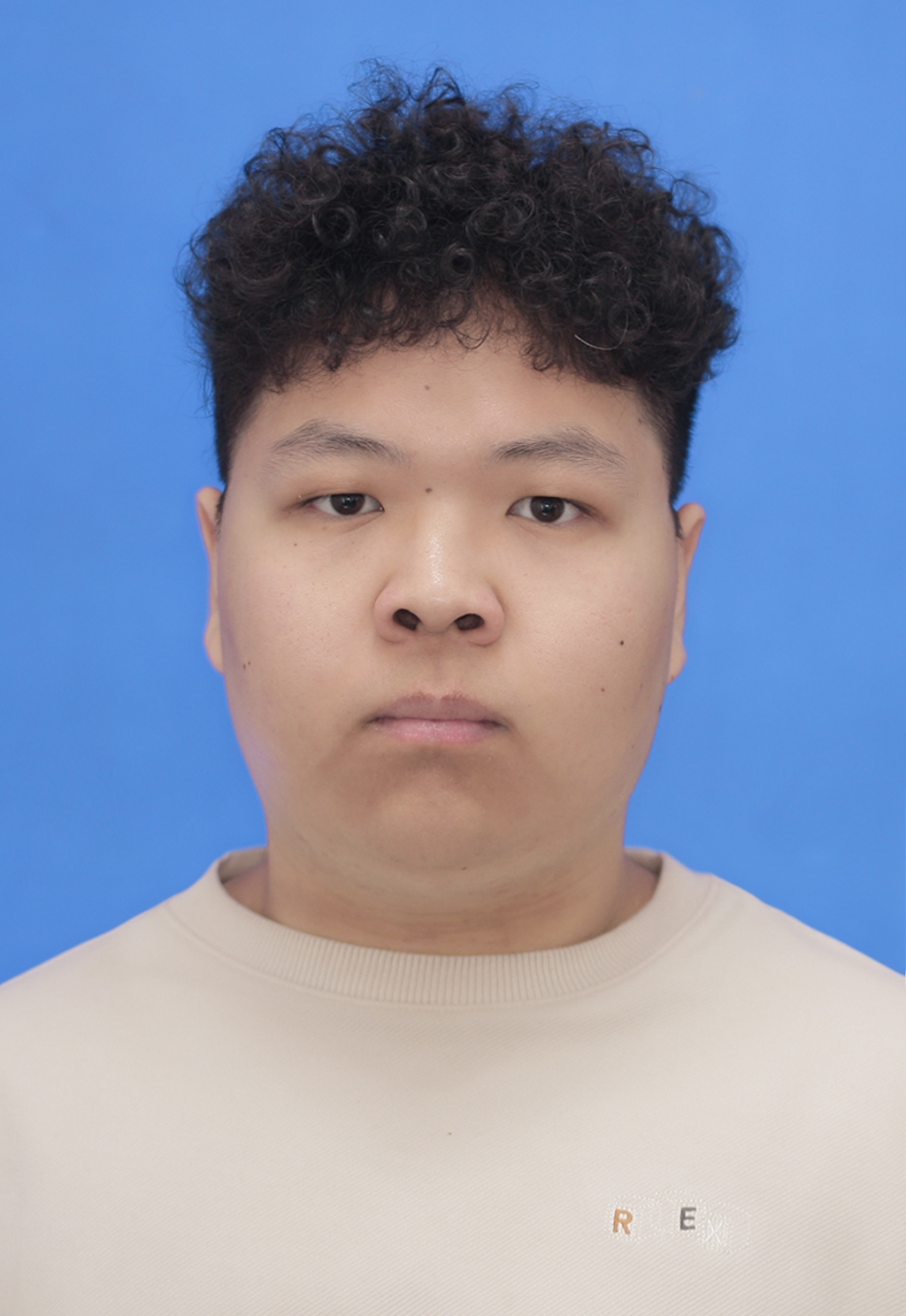 张教员 照片