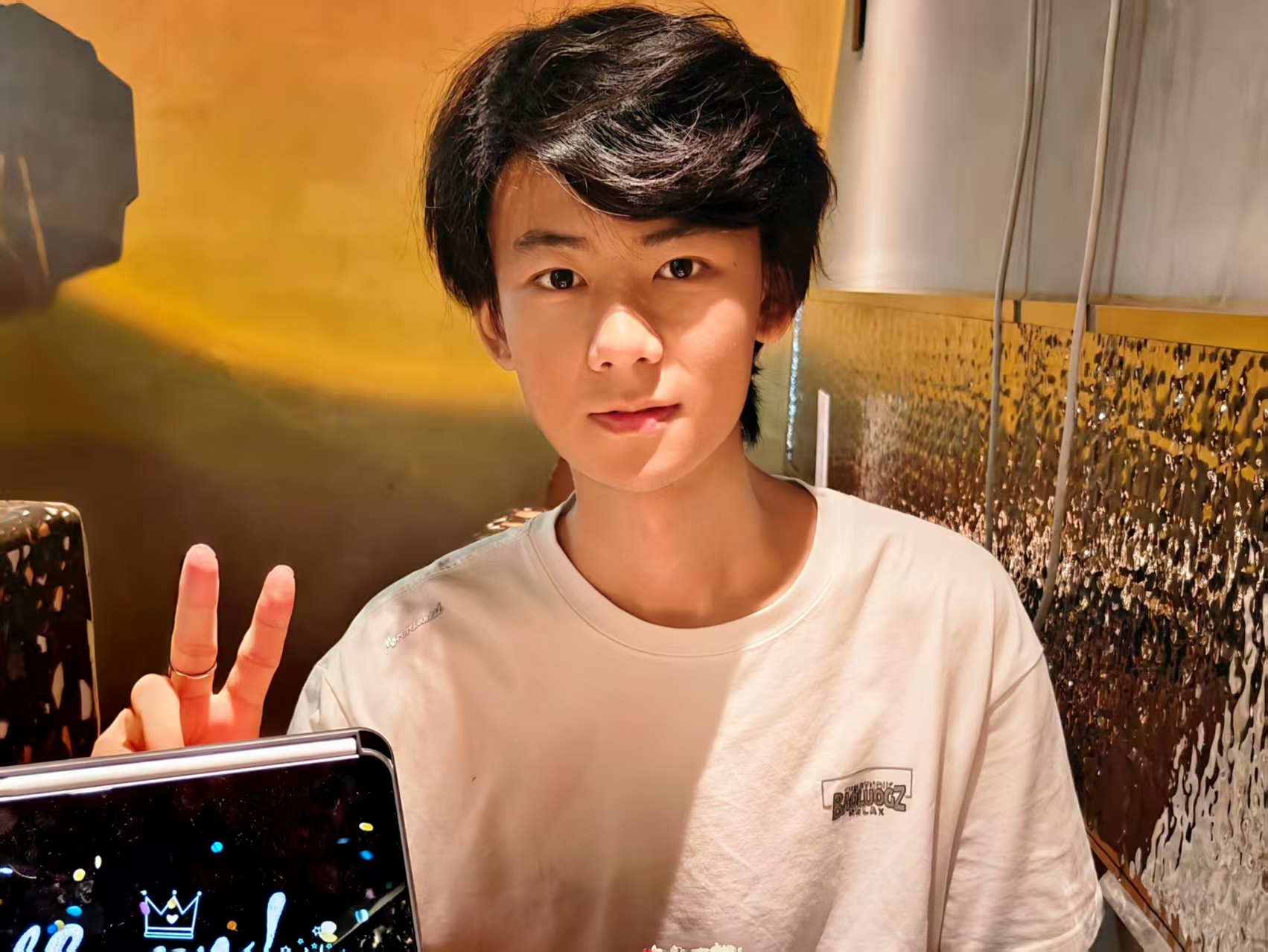 李教员 照片