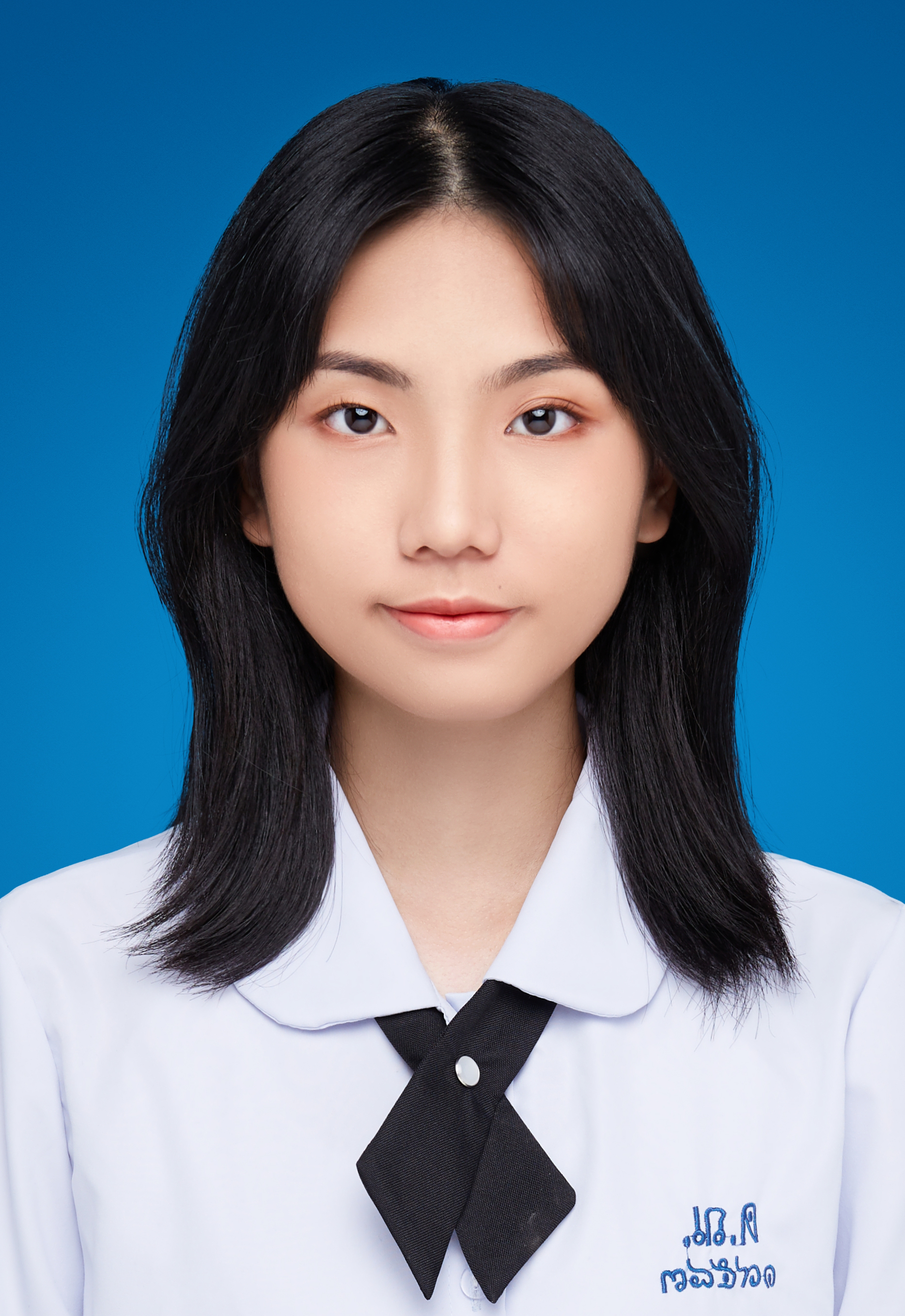 黄教员 照片