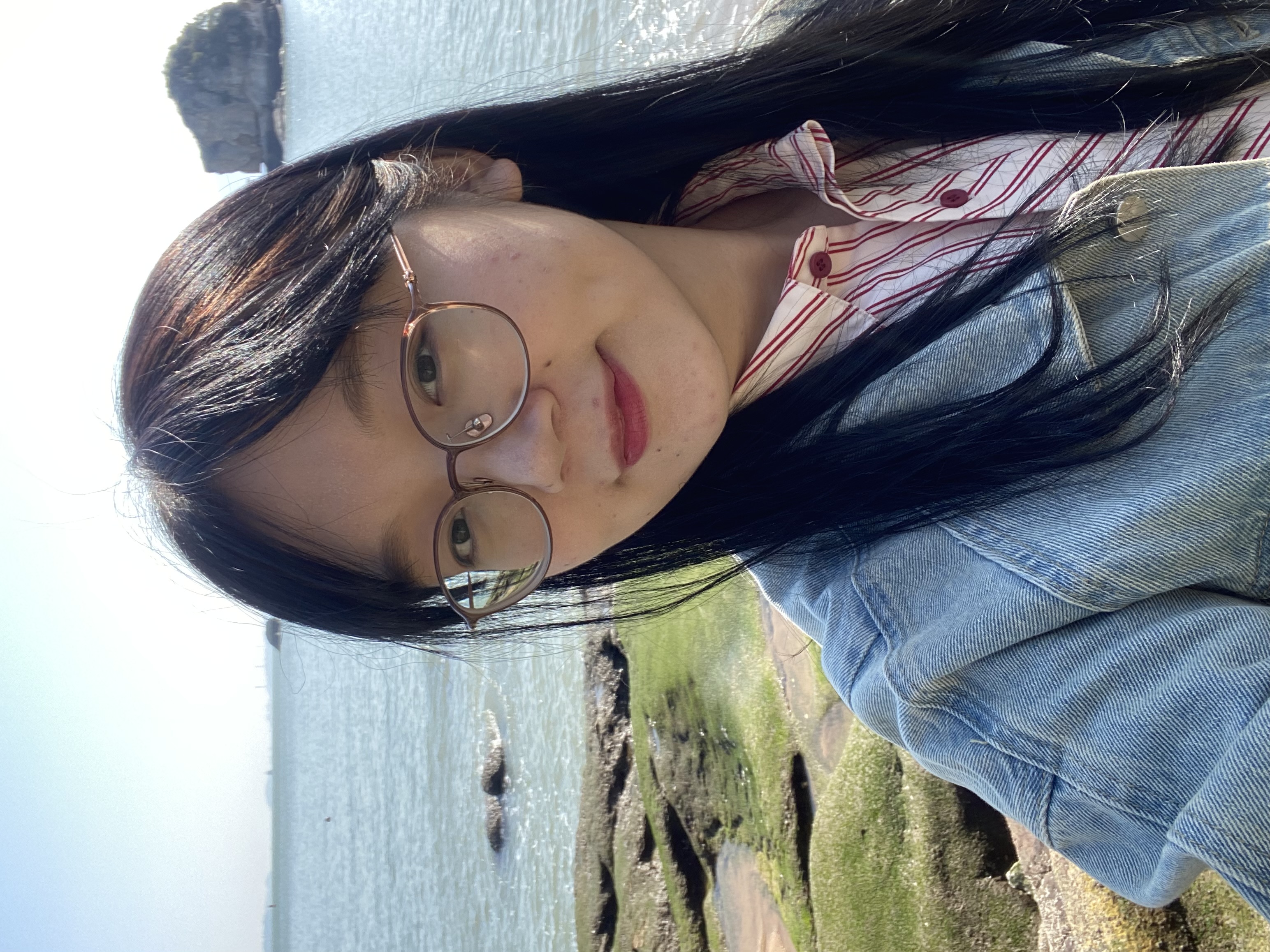 周教员 照片