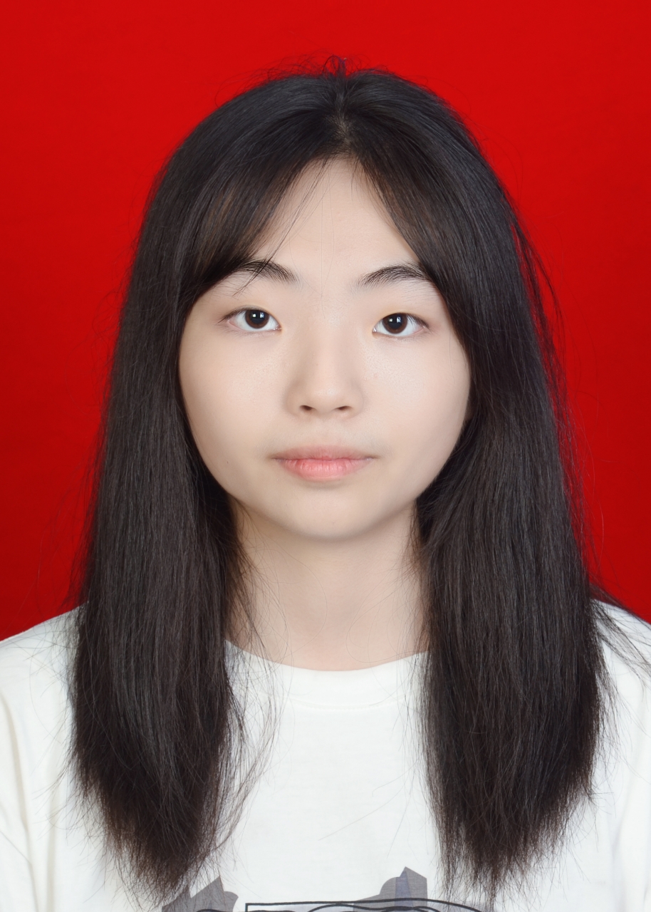 龙教员 照片