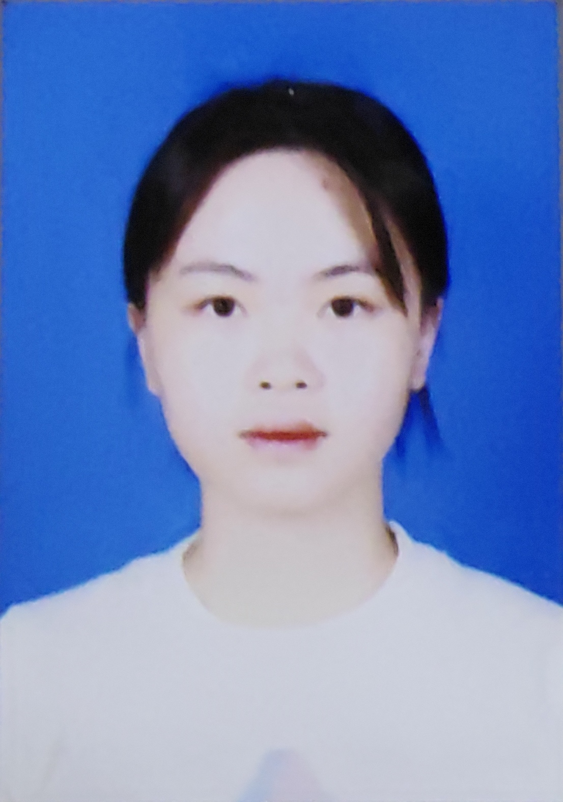 邬教员 照片