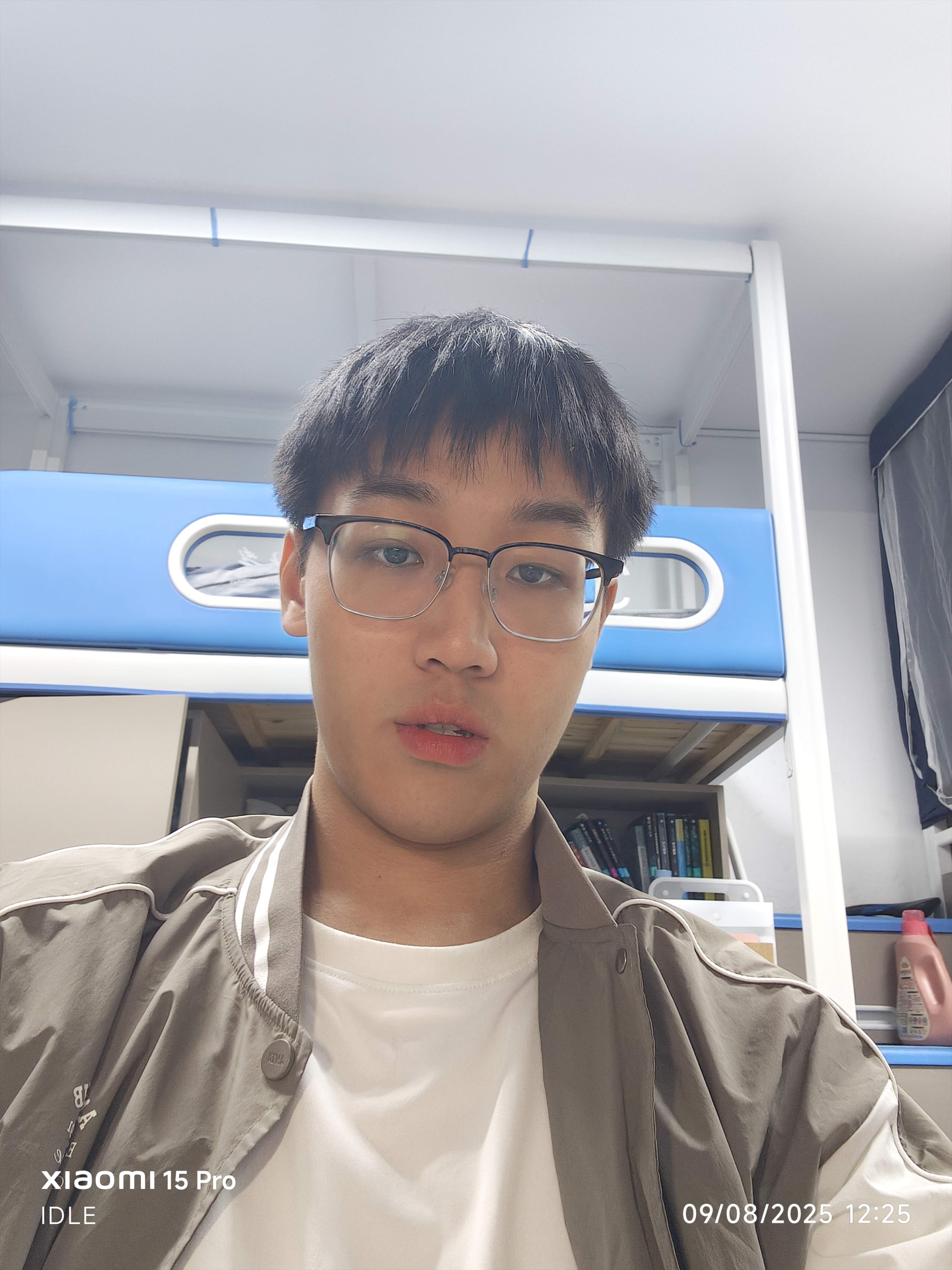 陈教员 照片